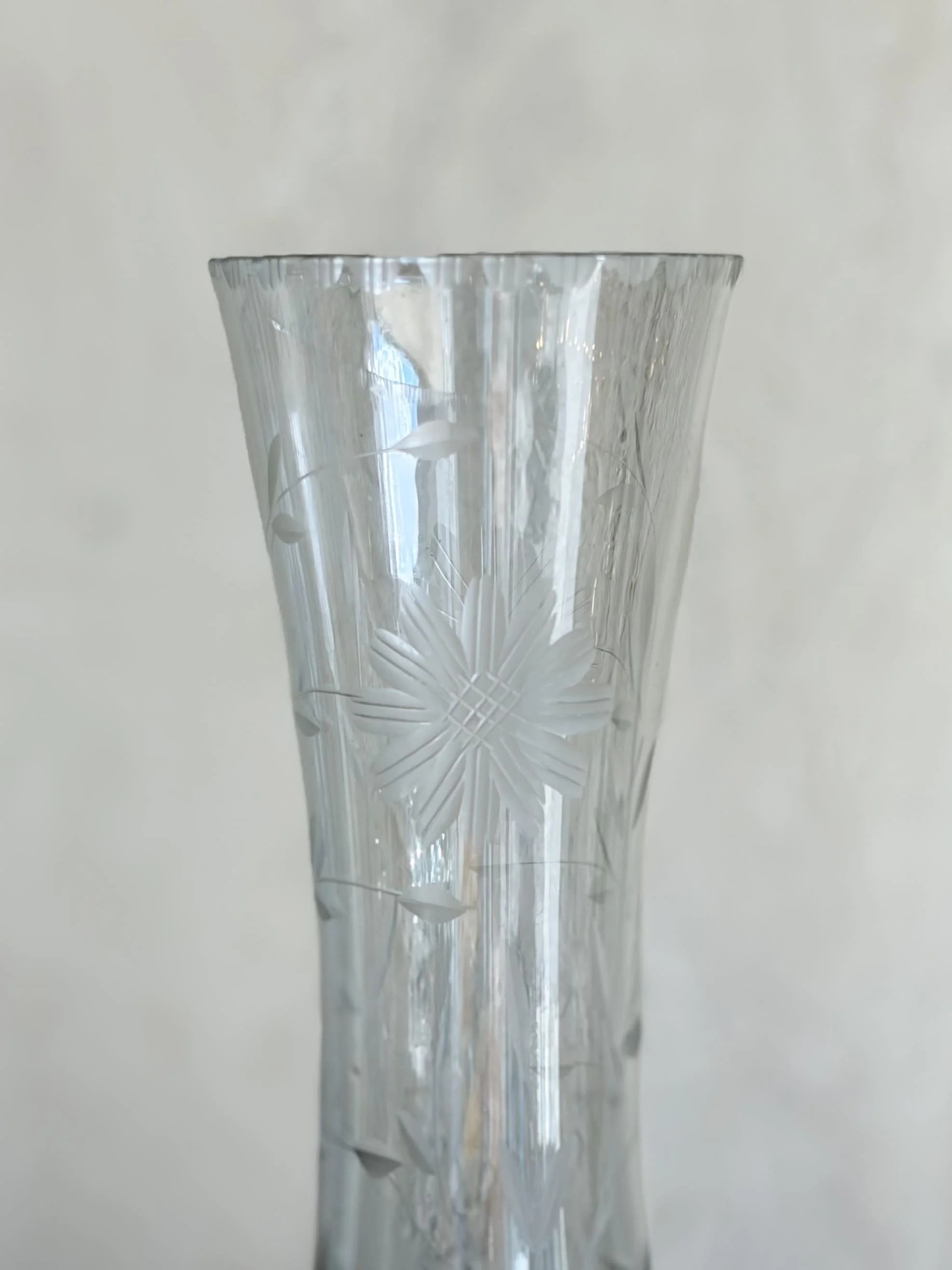 vintage-etched-glass-hourglass-bud-vase-1.jpg
