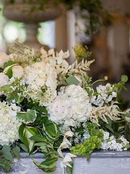 sympathy-flower-arrangement-lesfleurs-andover+%286%29.jpg