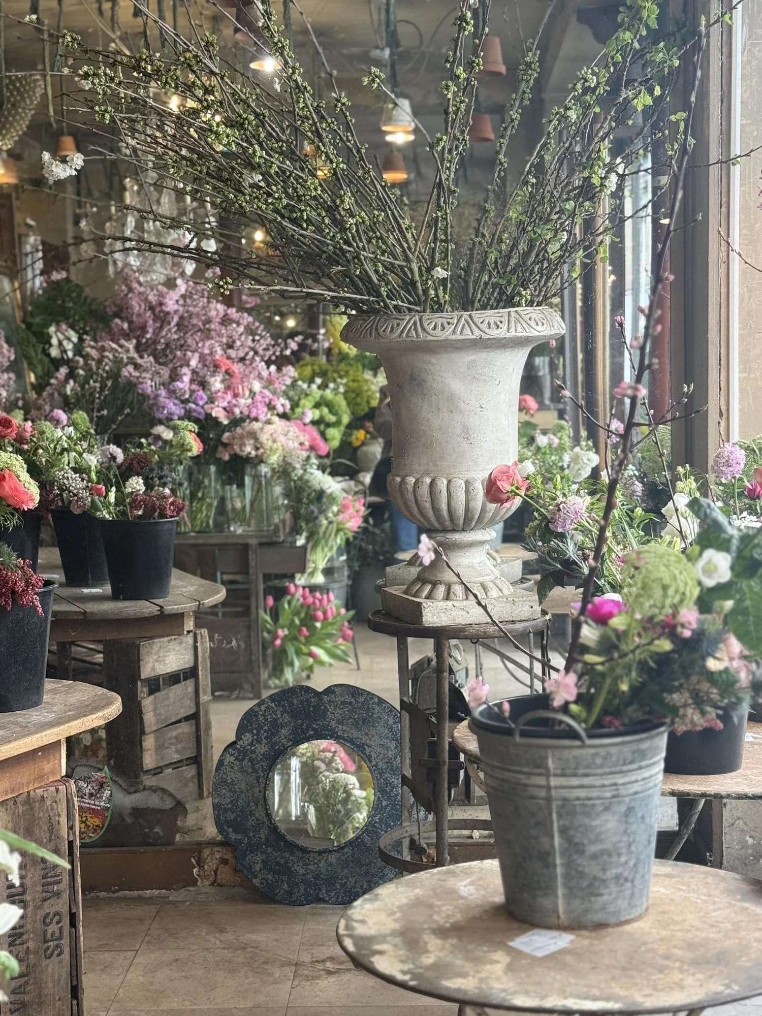 paris flower shop floral design workshop france tour