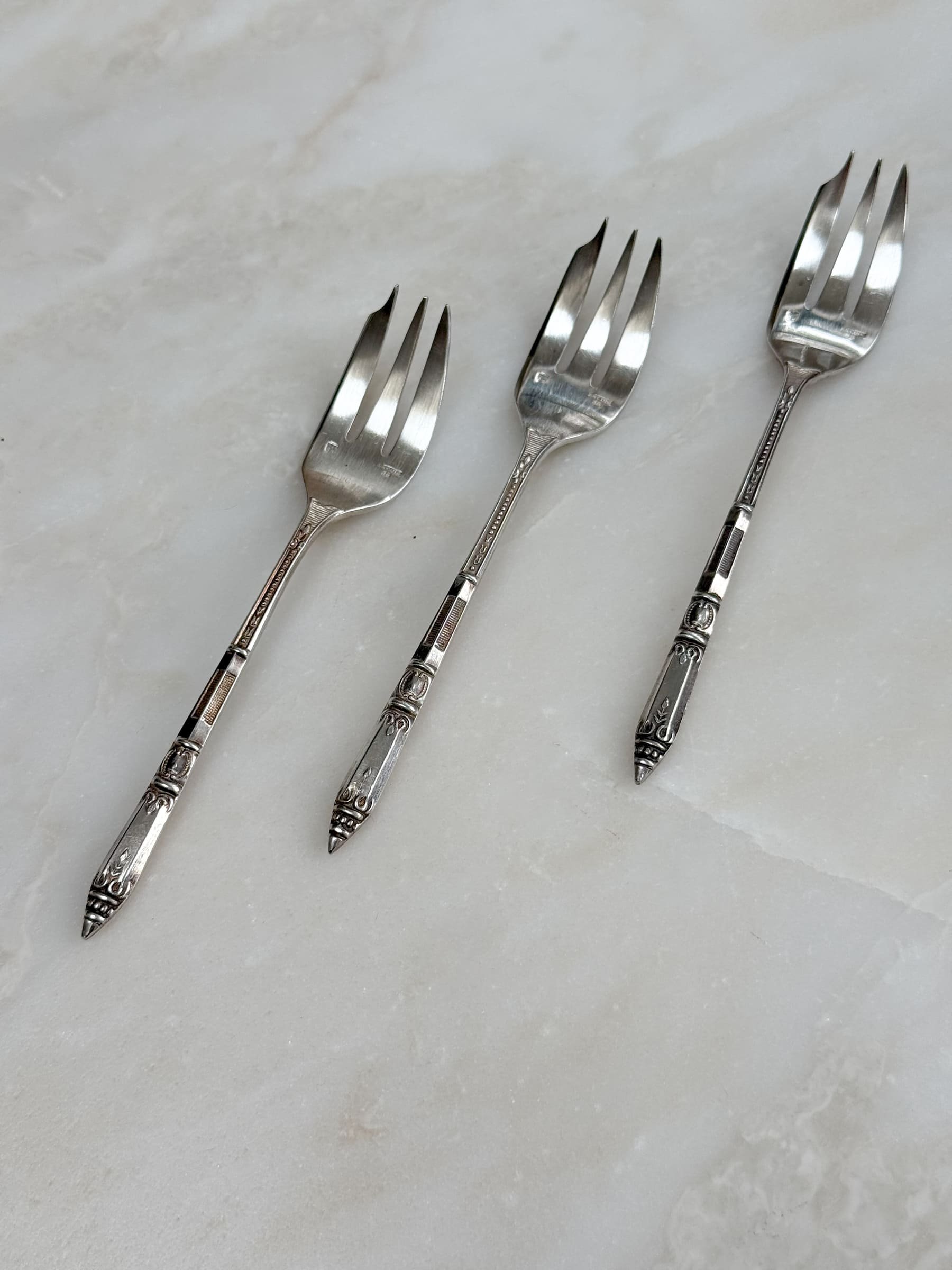 vintage-french-silver-dessert-forks-russian-handle-ercuis-paris (3).jpg