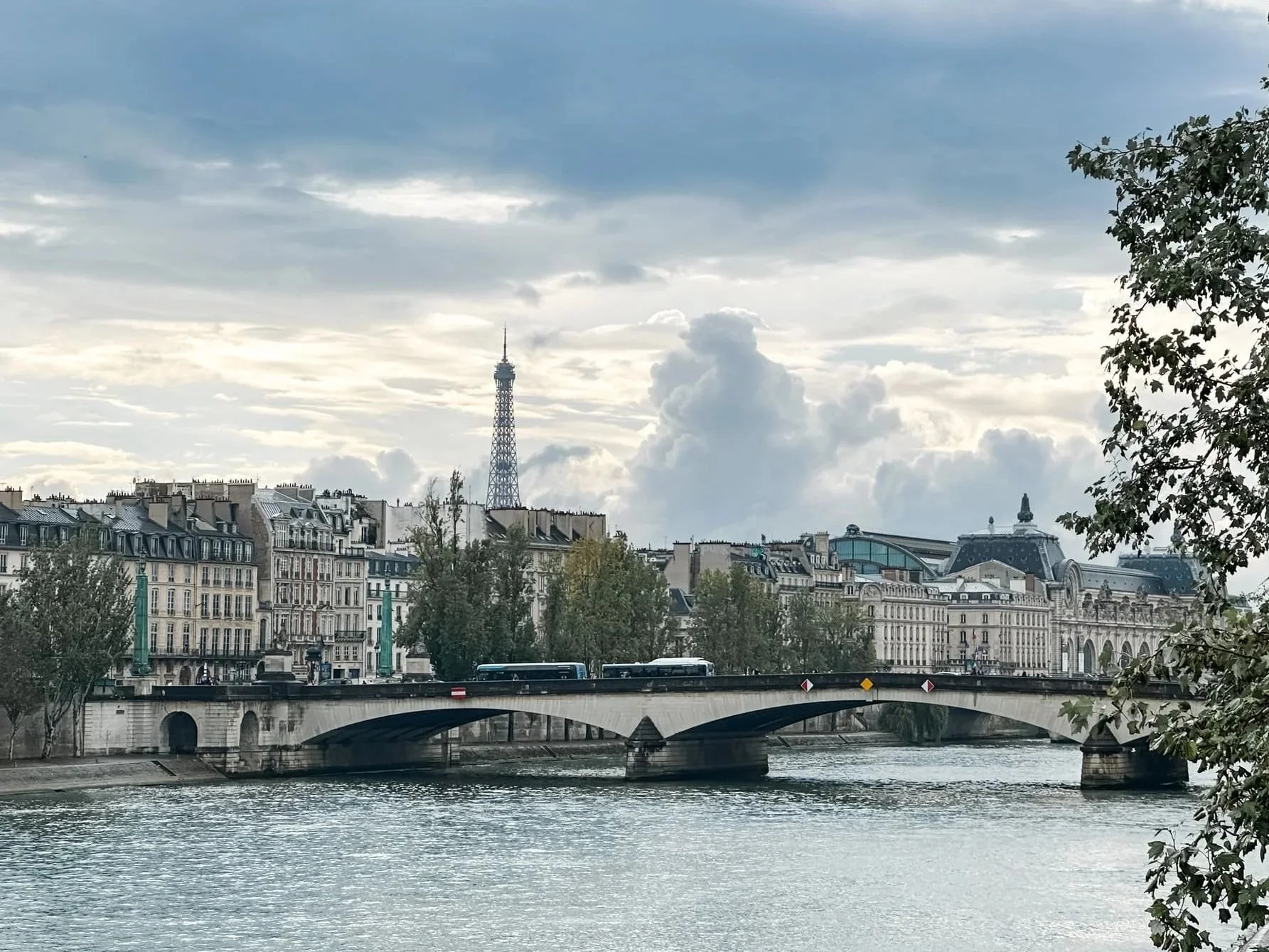 paris-experience-tour-2027-lesfleurs-header.jpg