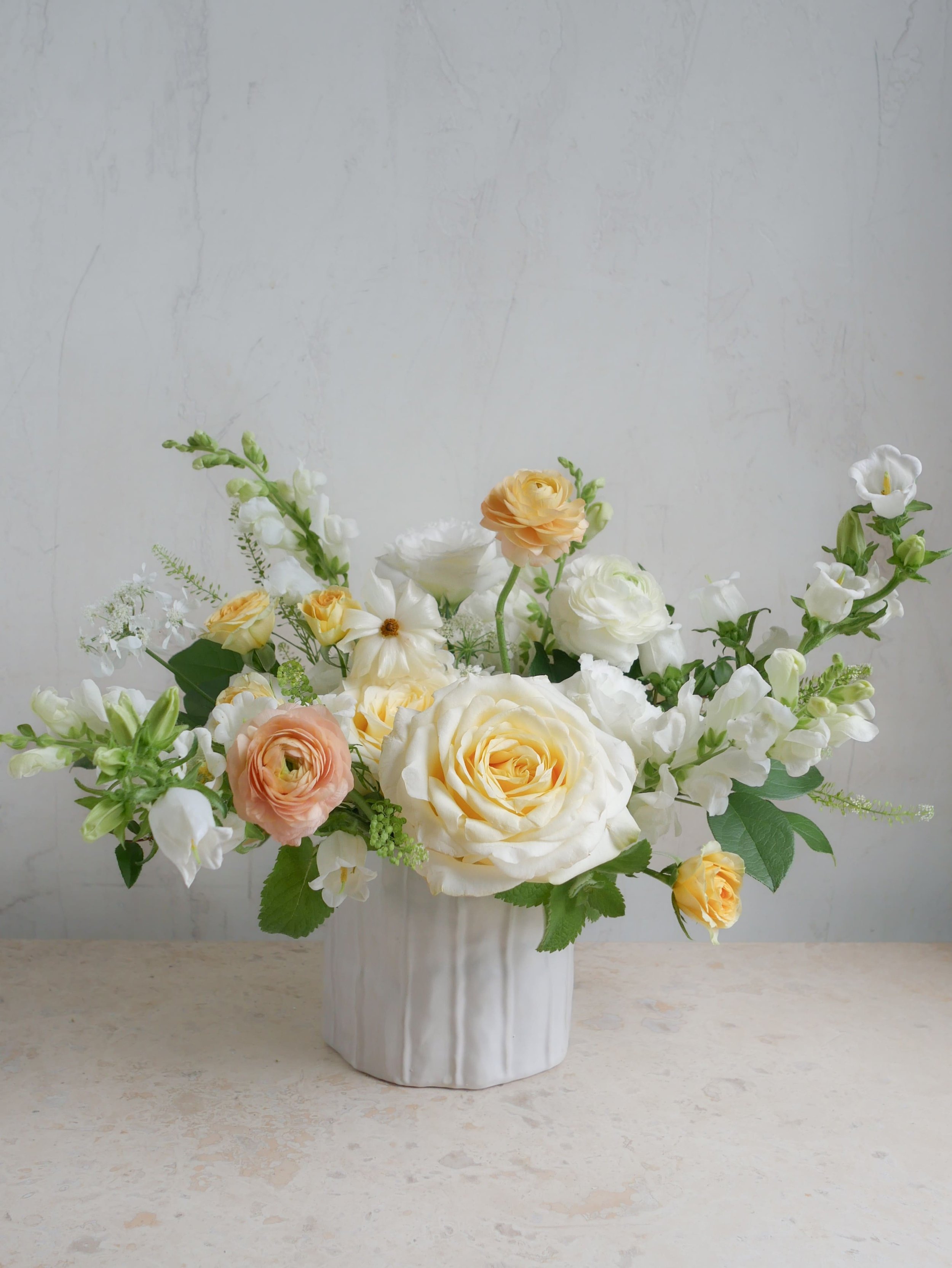 fresh-floral-arrangement-yellow-roses-white-summer-flowers-les-fleurs-florist-andover-madeleine-crop.jpg