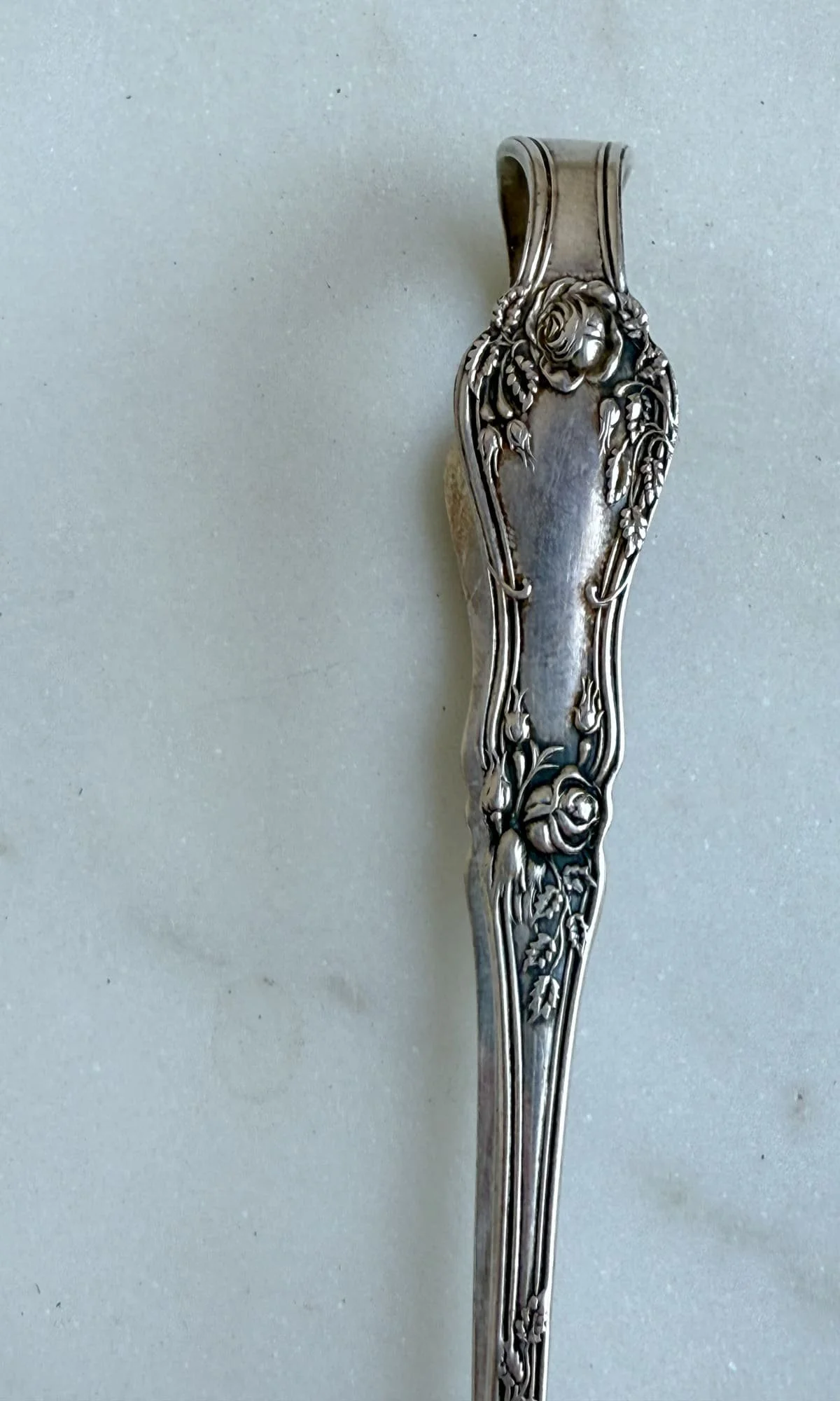 vintage-silver-sugar-tongs-shell-roses-handle.jpg