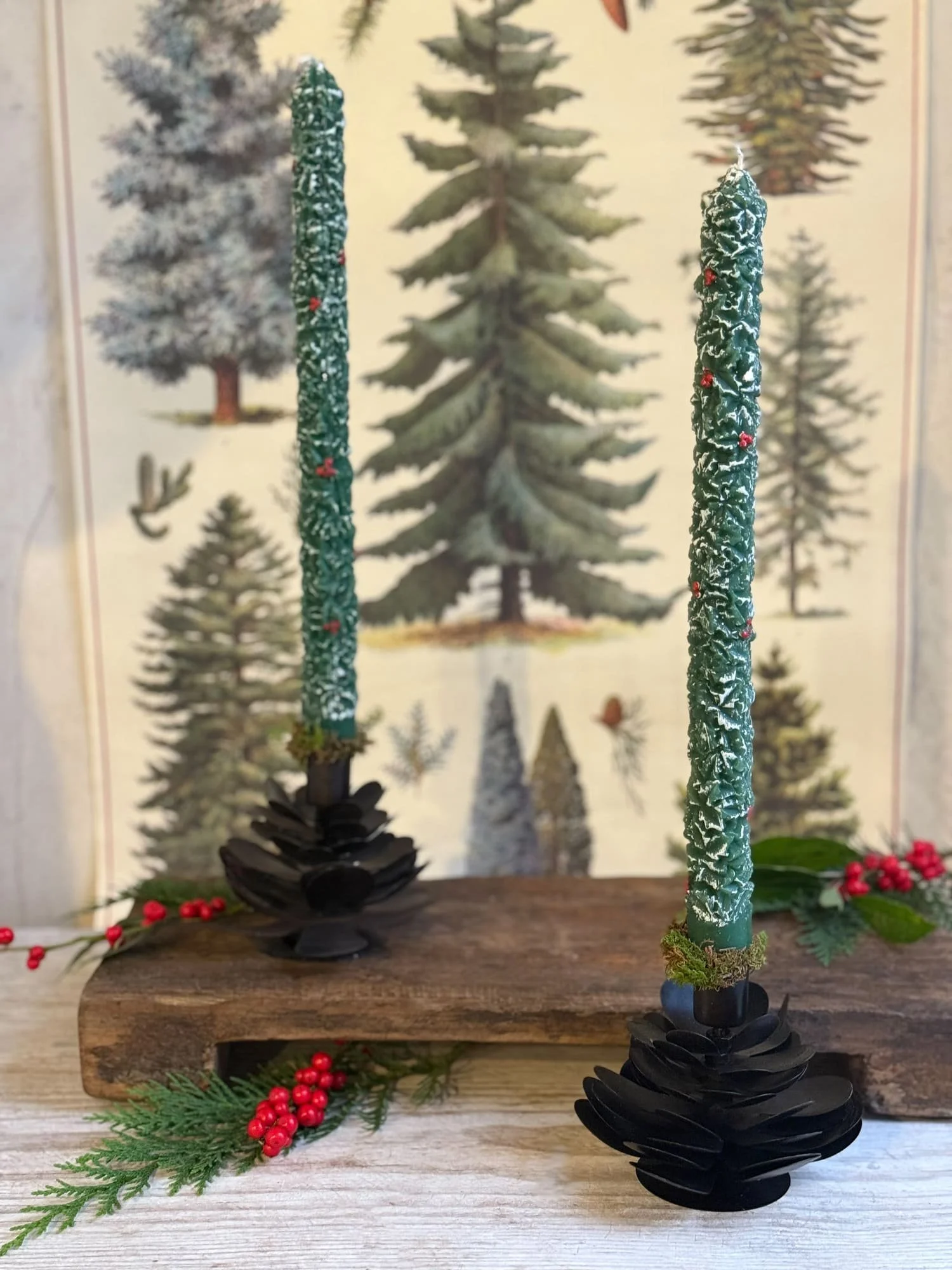 black-pine-cone-handle-holder (4).jpg