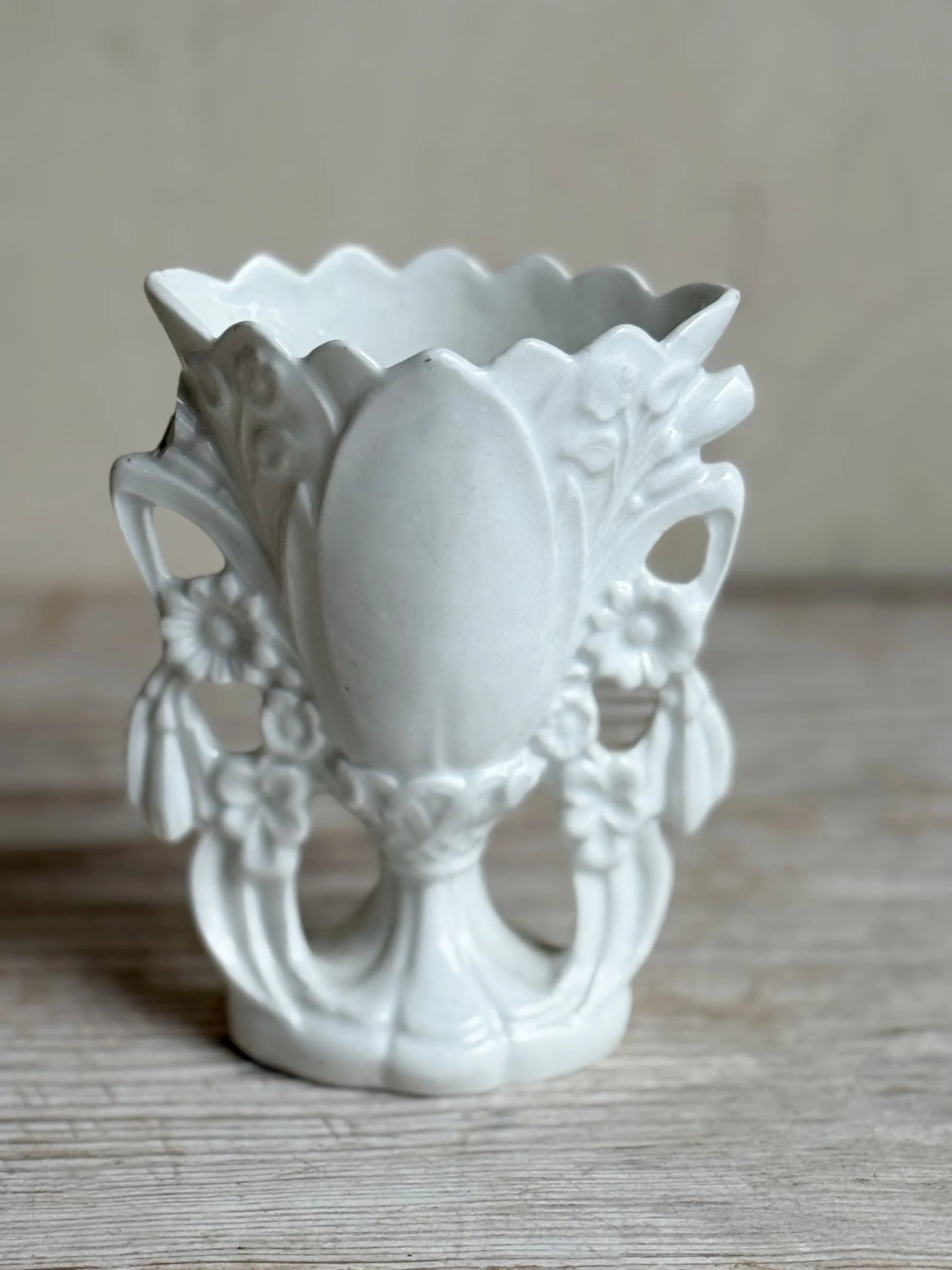 antique-french-marriage-vase-white-porcelain-de-paris-wedding-vase (8).jpg