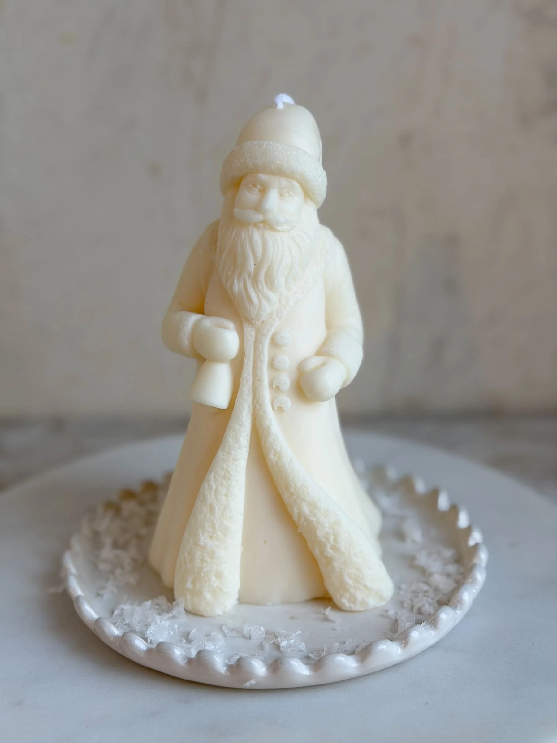 santa-figurine-candle (3).jpg
