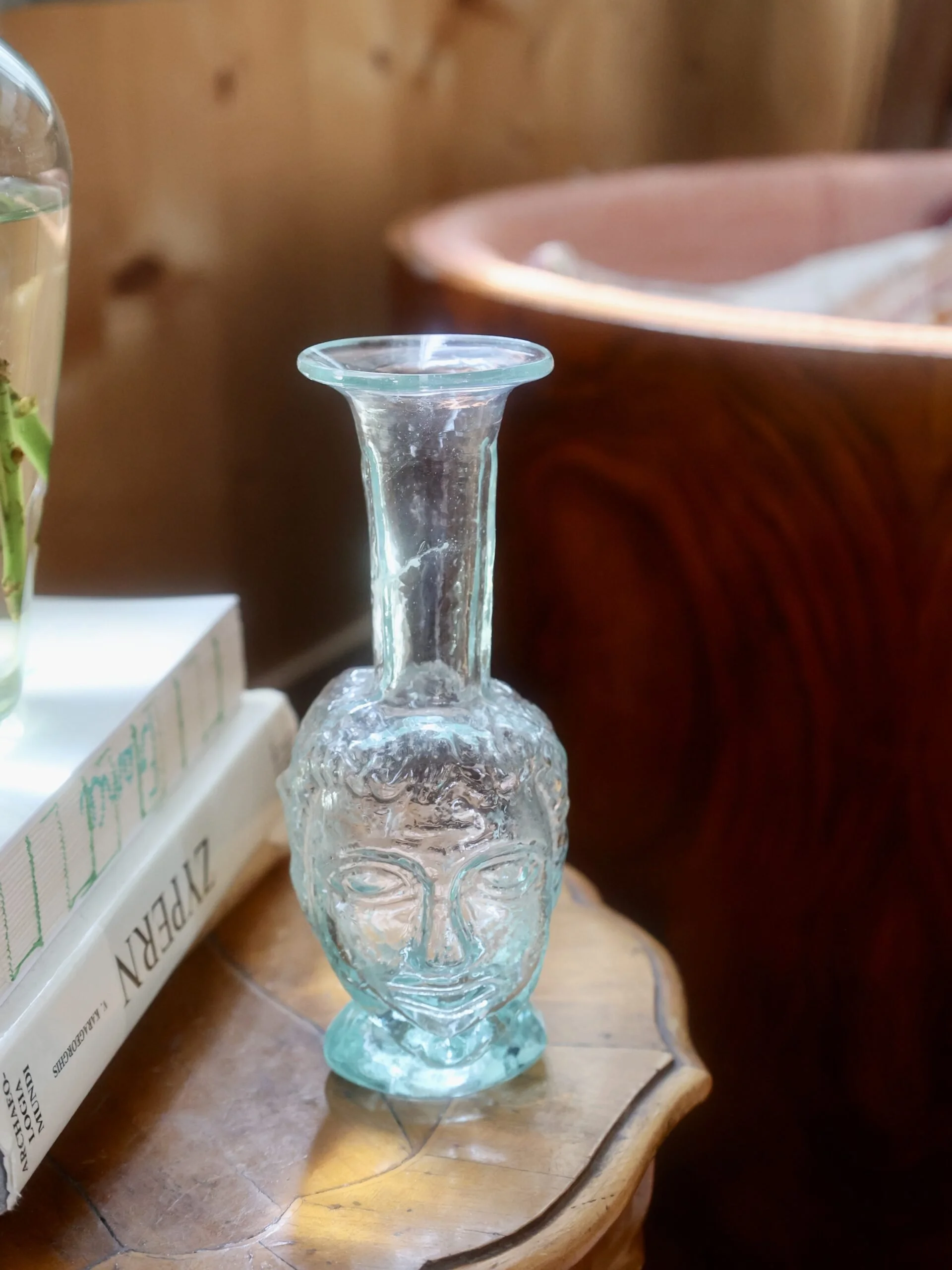 la-soufflerie-hand-blown-glass-tete-head-vase.jpg