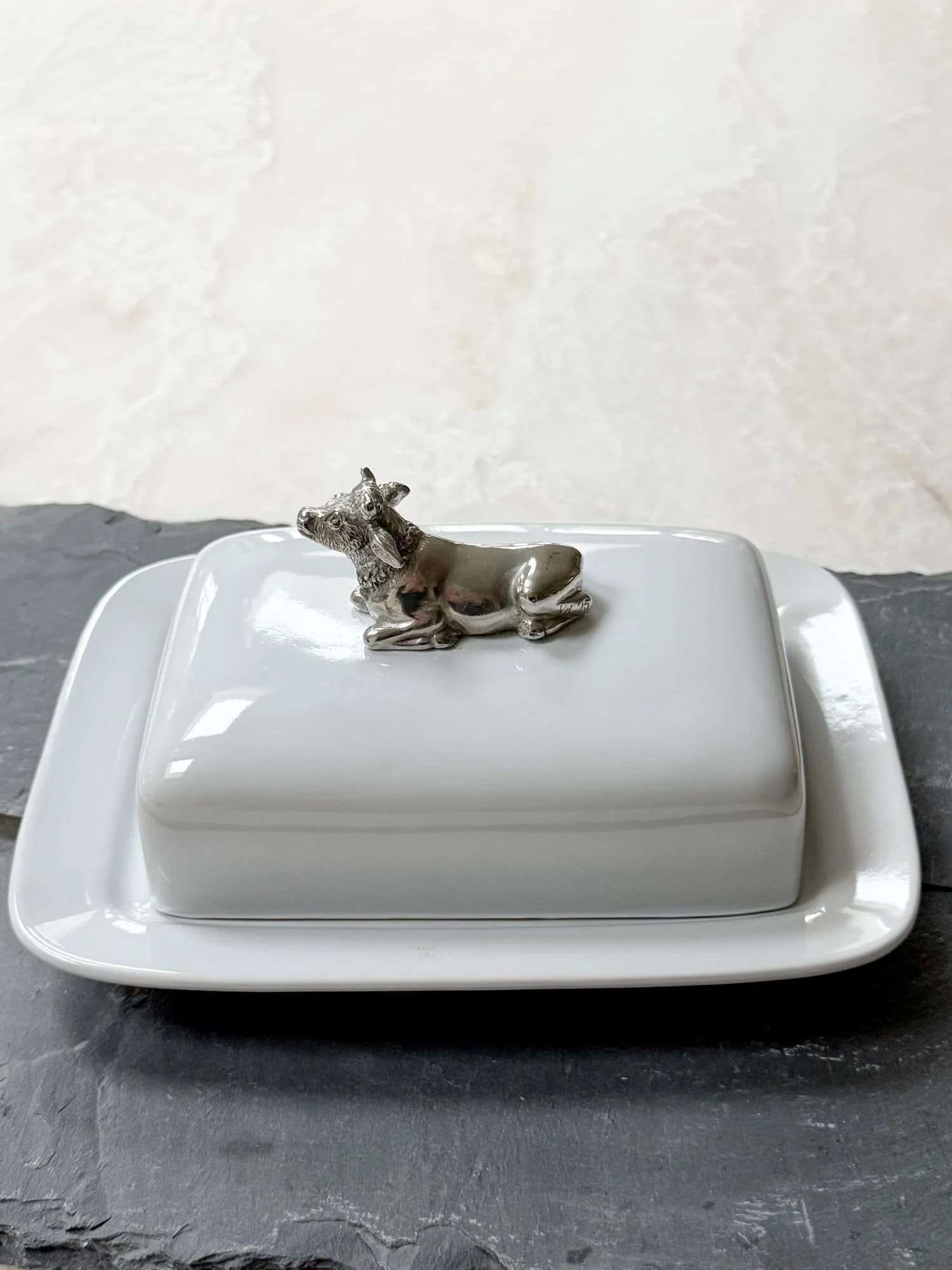 white-stoneware-butter-dish-pewter-cow-finial-cover.jpeg
