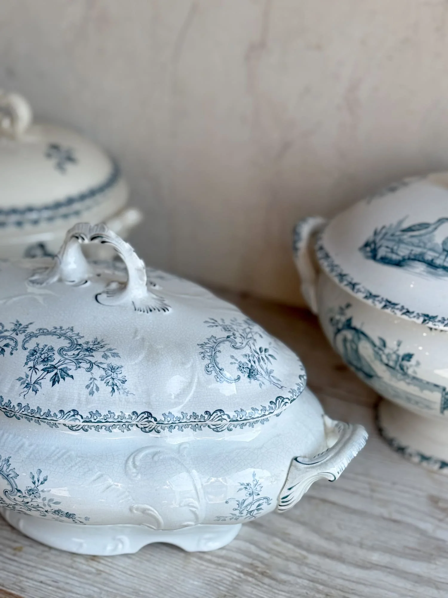 antique-french-ironstone-terre-de-fer-tureen-blue-transfer-boulenger-badonviller-gien (6).jpg