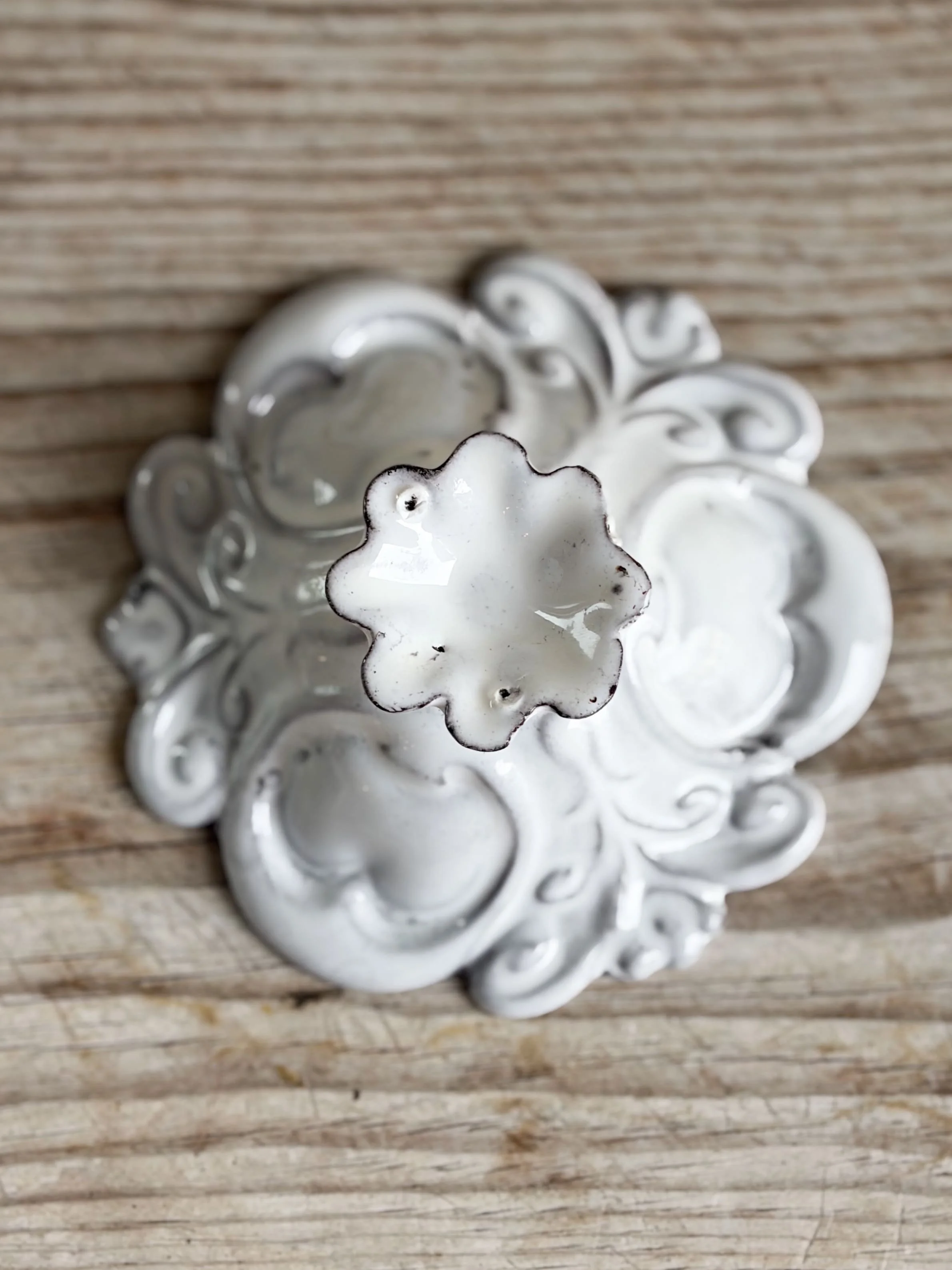 reves-argile-ceramic-scalloped-compote-dish-provence-pottery-1.jpeg