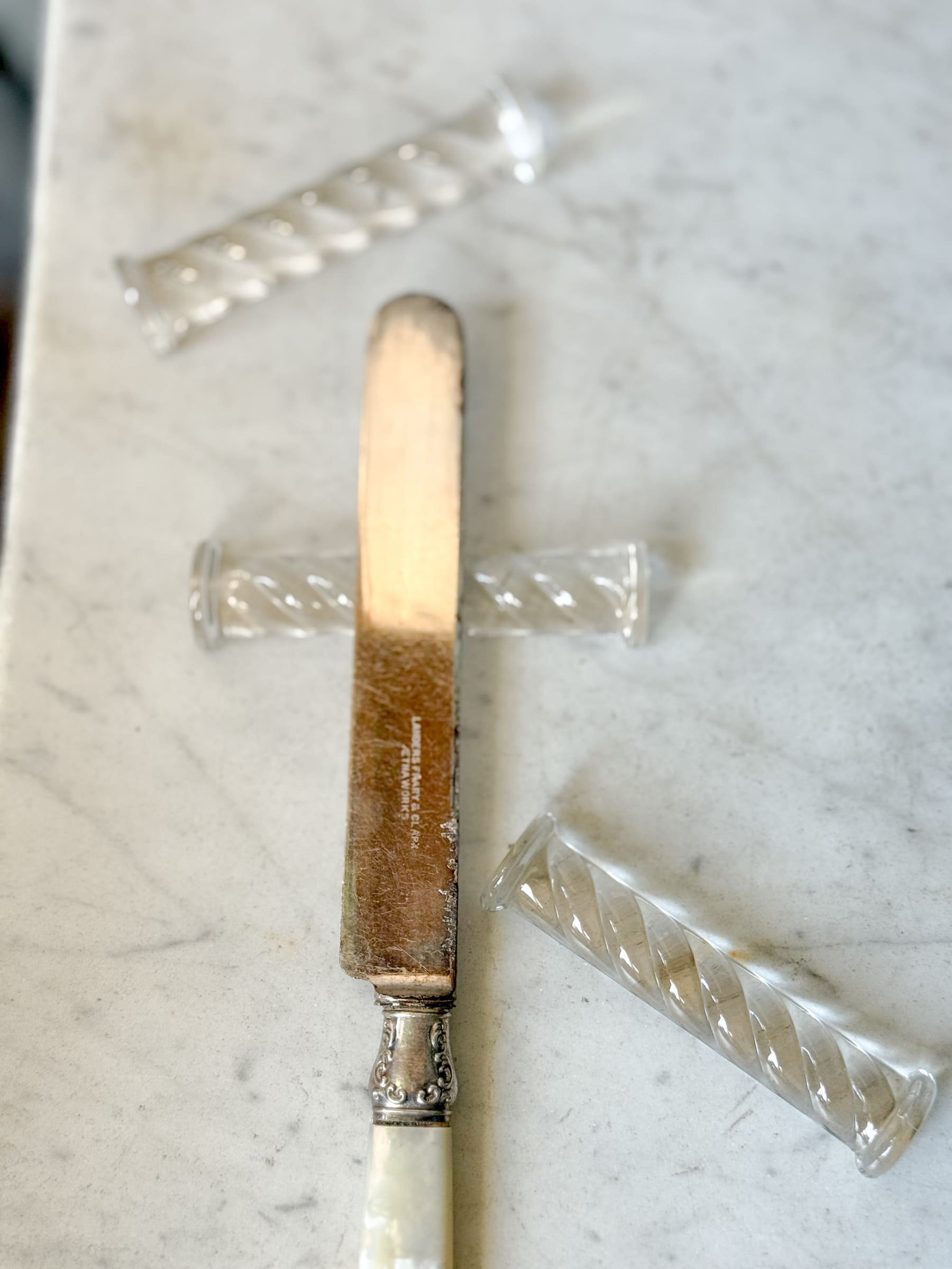 vintage-glass-knife-rests (1).jpg