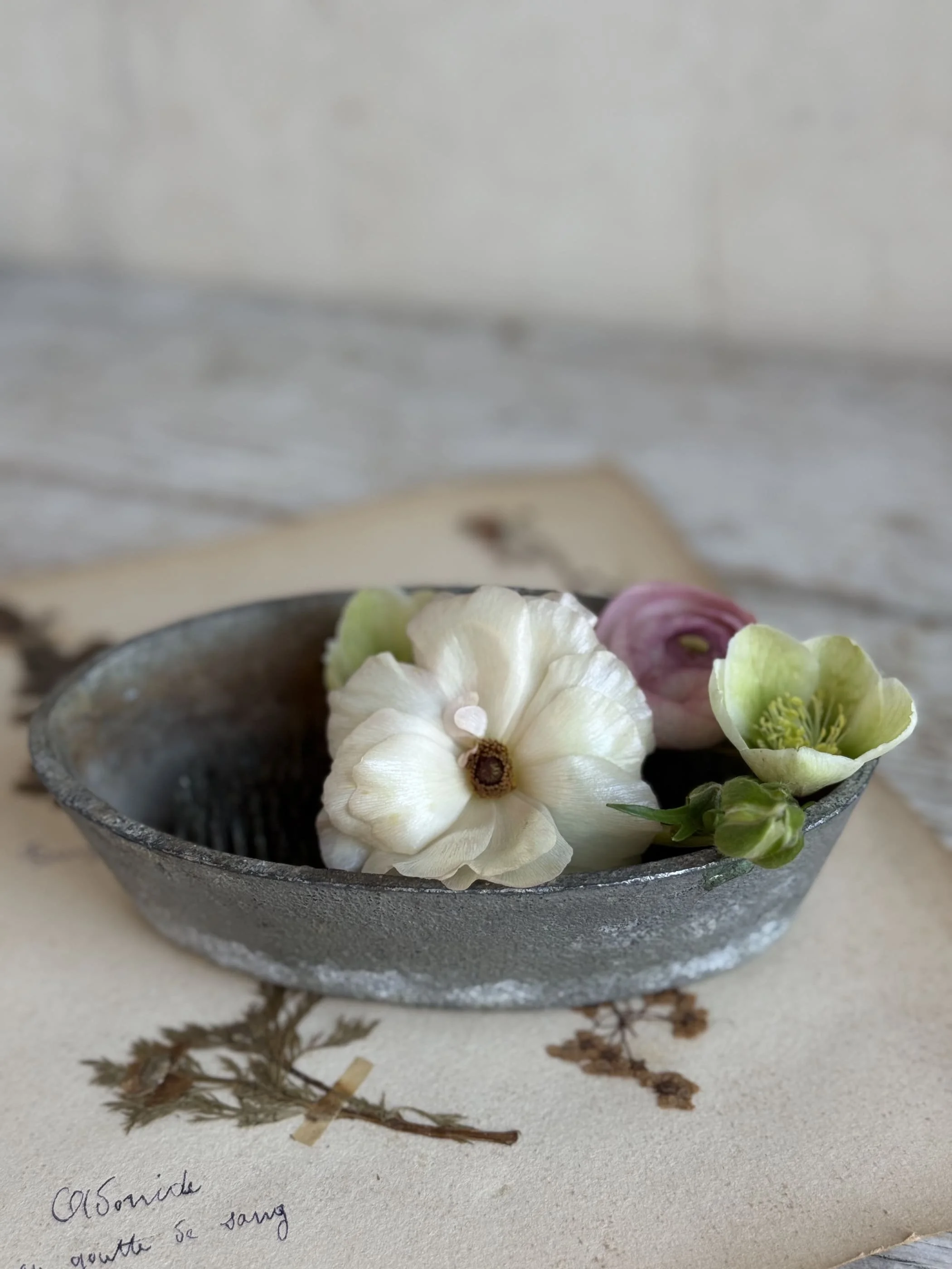 vintage-oval-flower-frog-floral-pin-frog-vase (3).jpg