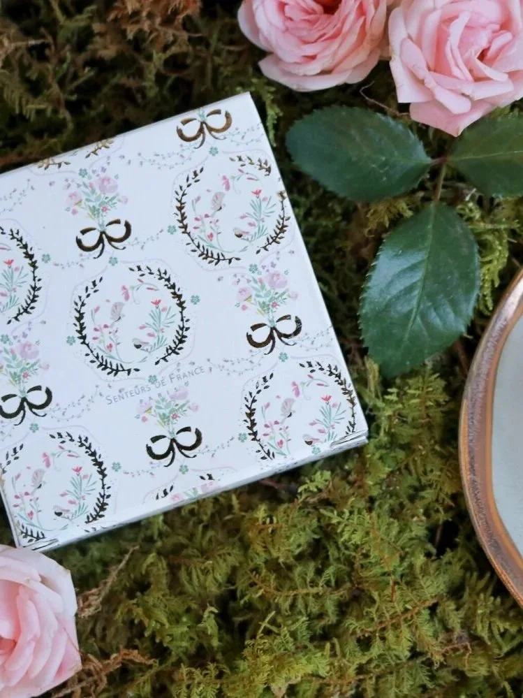 senteurs-de-france-gift-soap-lavender-rose-jasmine-bergamot-decorative-box-french-bath-body-products-les-fleurs-andover+%286%29.jpg