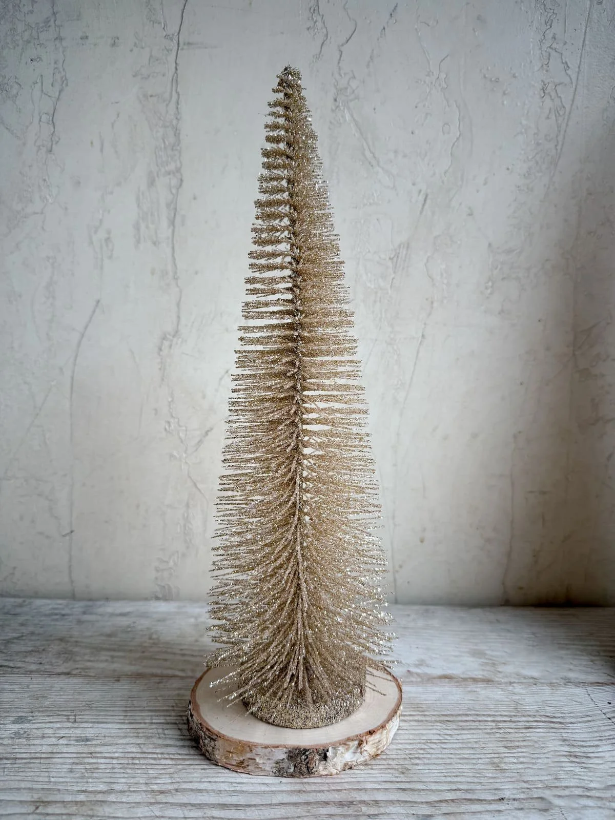 gold-shimmer-narrow-bottle-brush-tabletop-tree-glitter-base (1).jpg