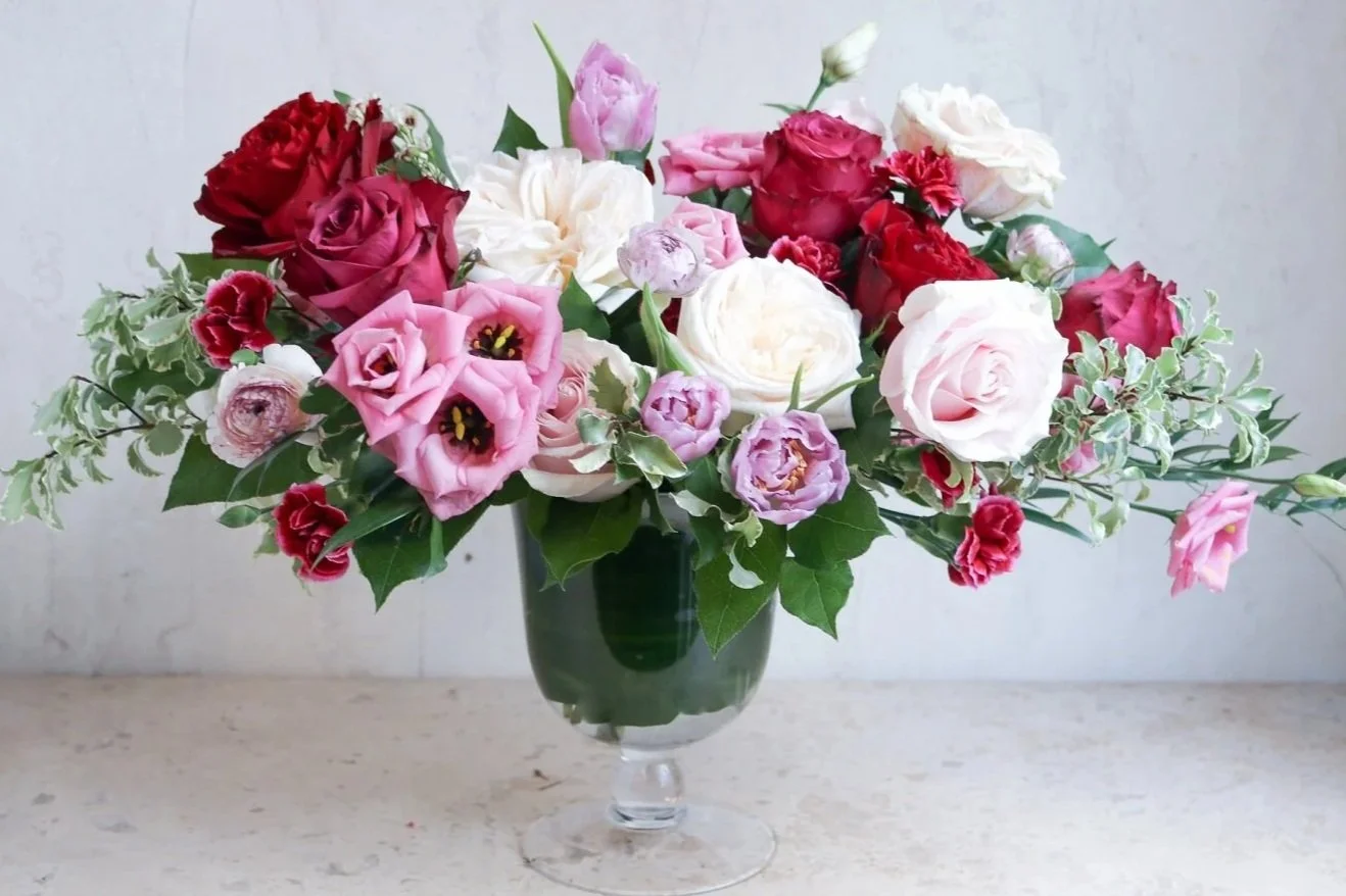 valentine's day floral arrangement red roses pink roses