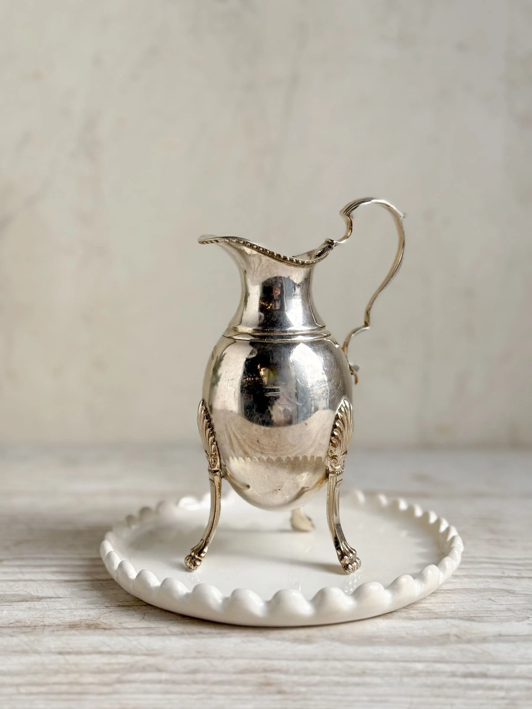 antque-french-silver-claw-foot-creamer-pitcher- (2).jpg