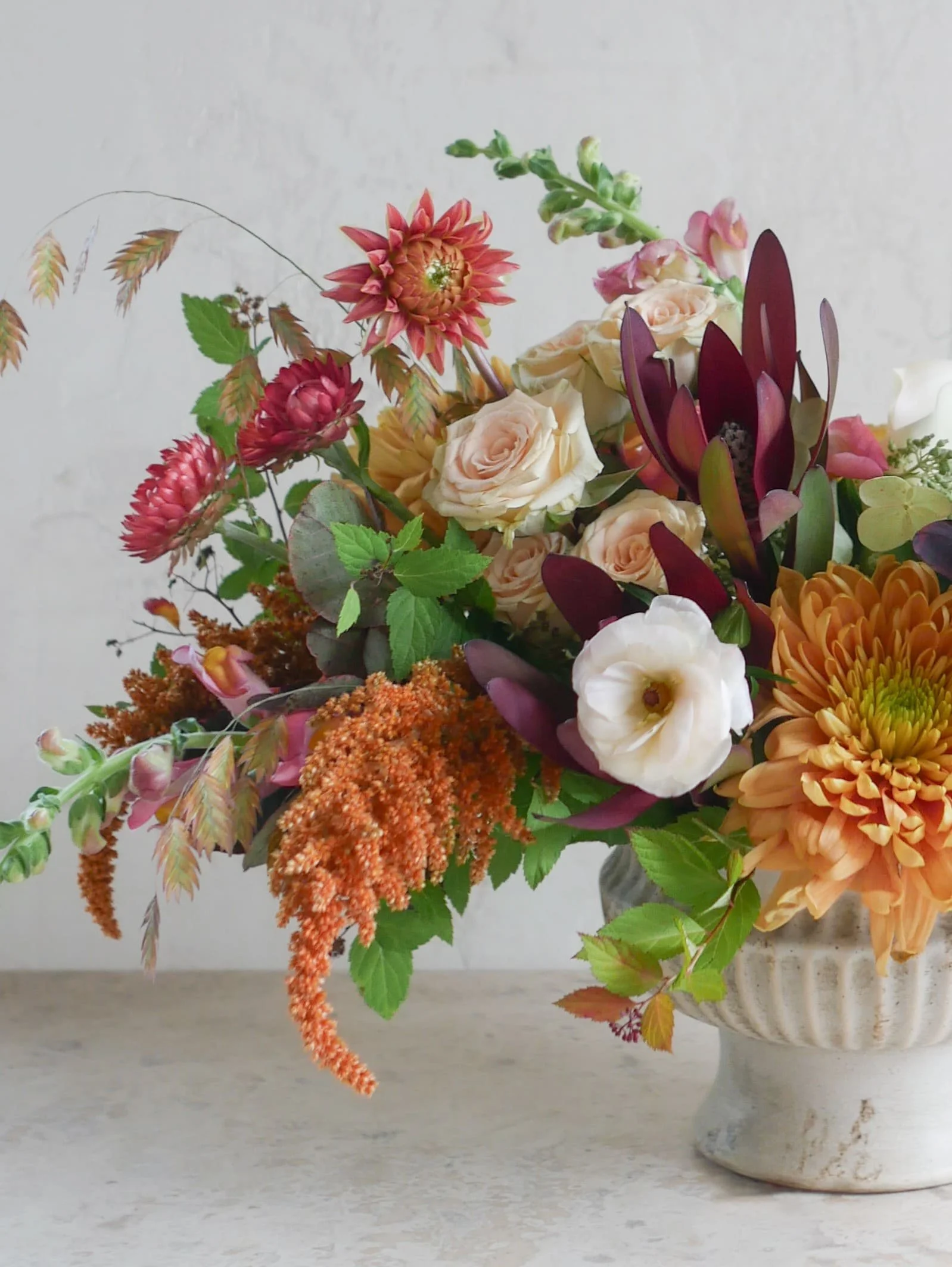 bright-fall-dahlia-floral-arrangement-lesfleurs-andover-recolte-automne-2.jpg