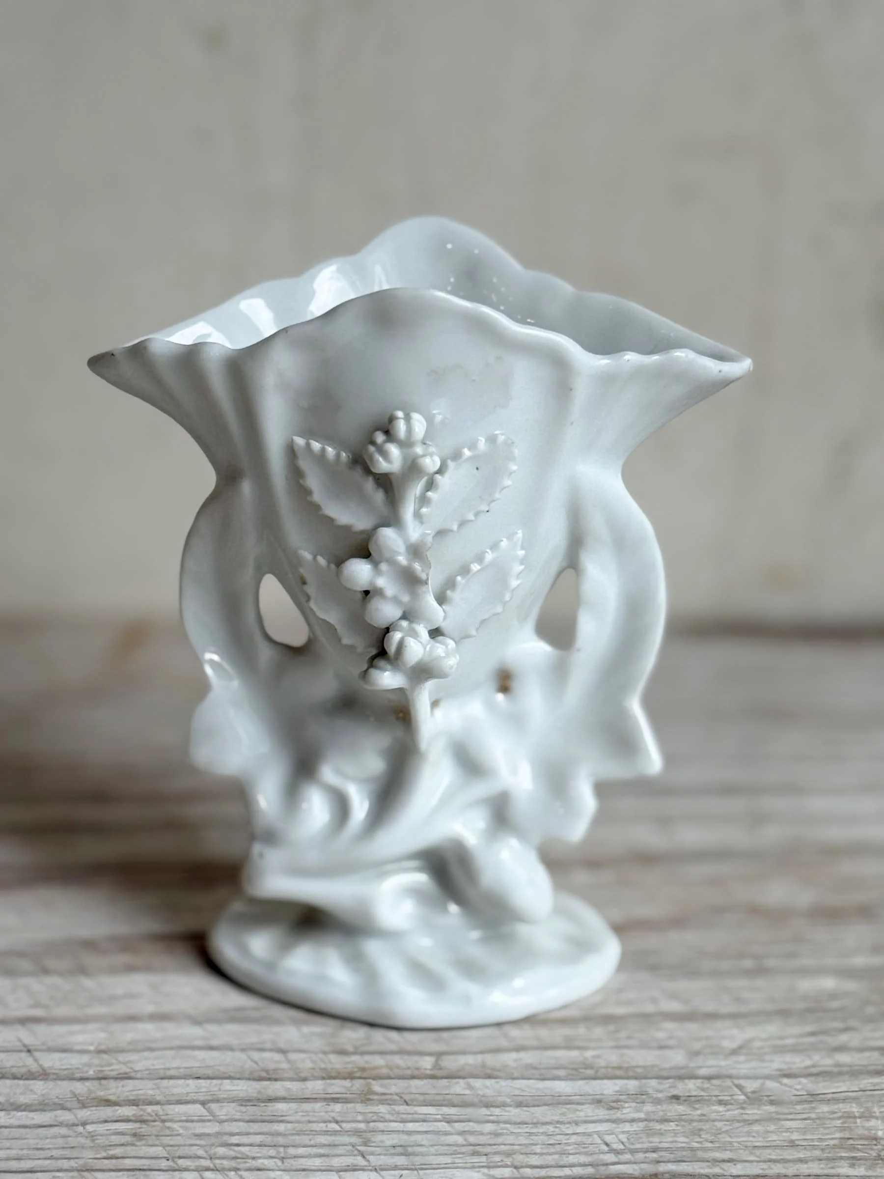 antique-french-marriage-vase-white-porcelain-de-paris-wedding-vase (7).jpg
