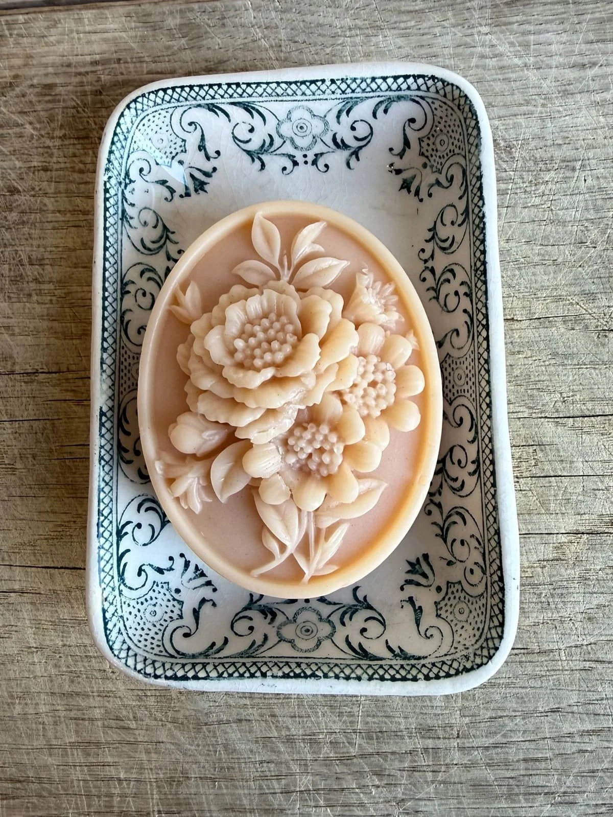 rose-scented-soap-floral-cameo-french-bar-soap (5).jpg