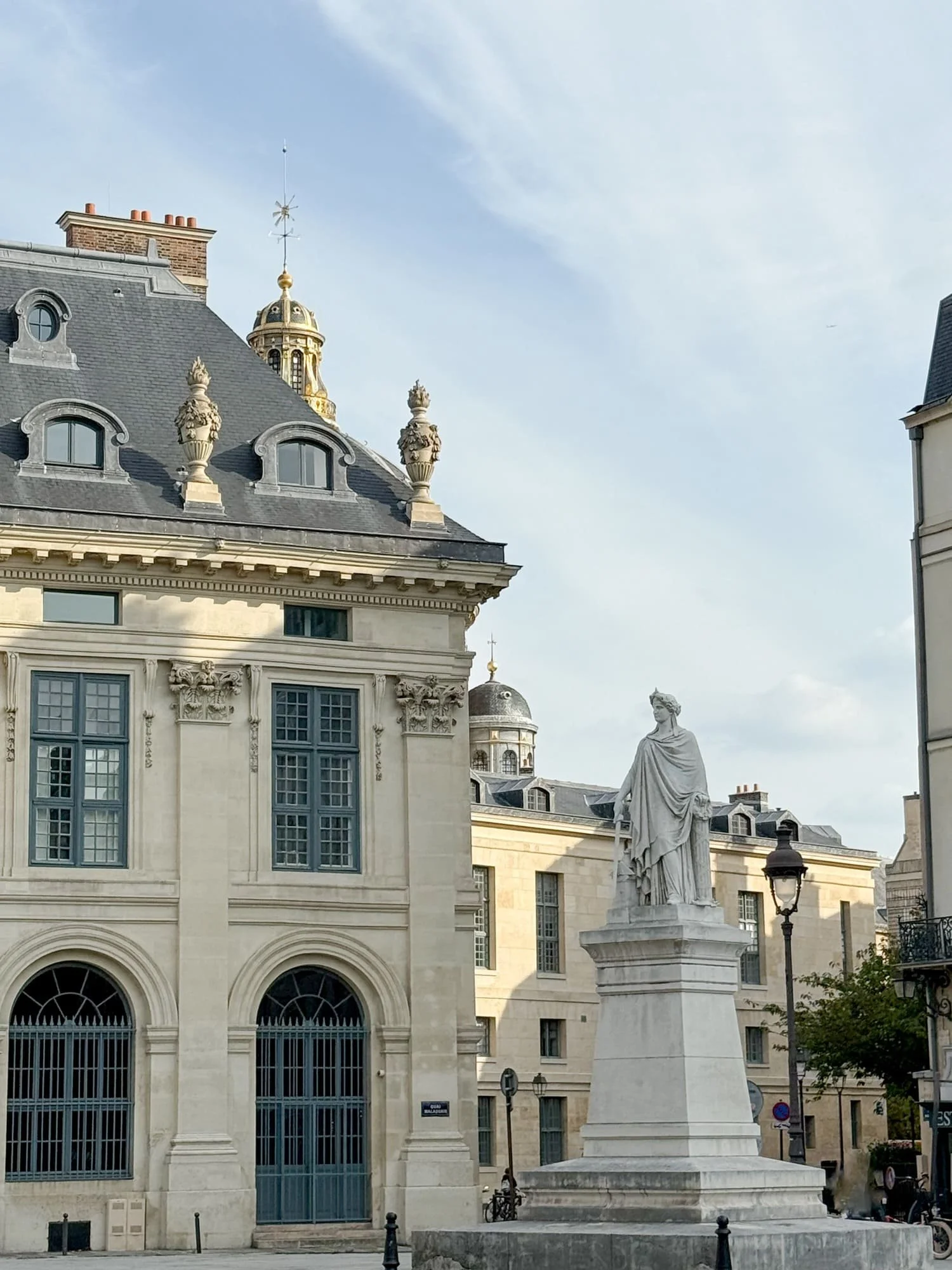 paris museum buildings tours to france