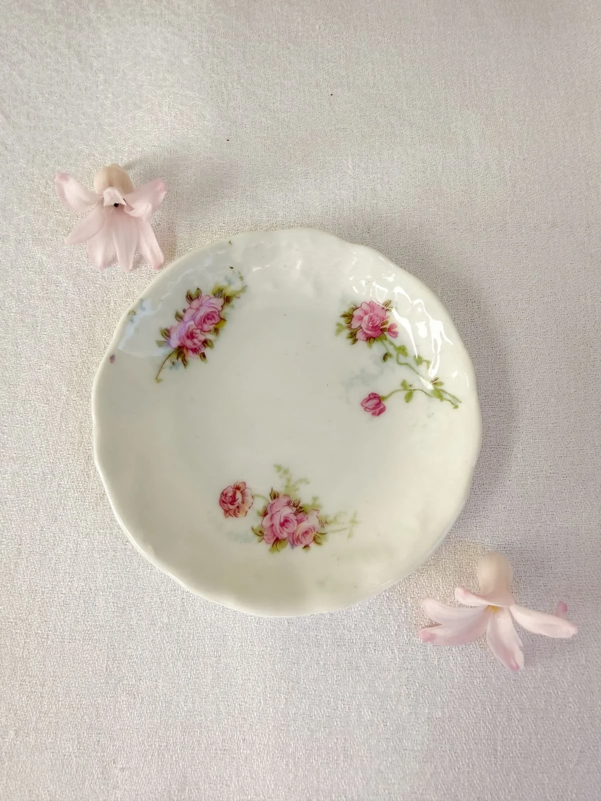 limoges-pink-roses-butter-pat-dish (2).jpg