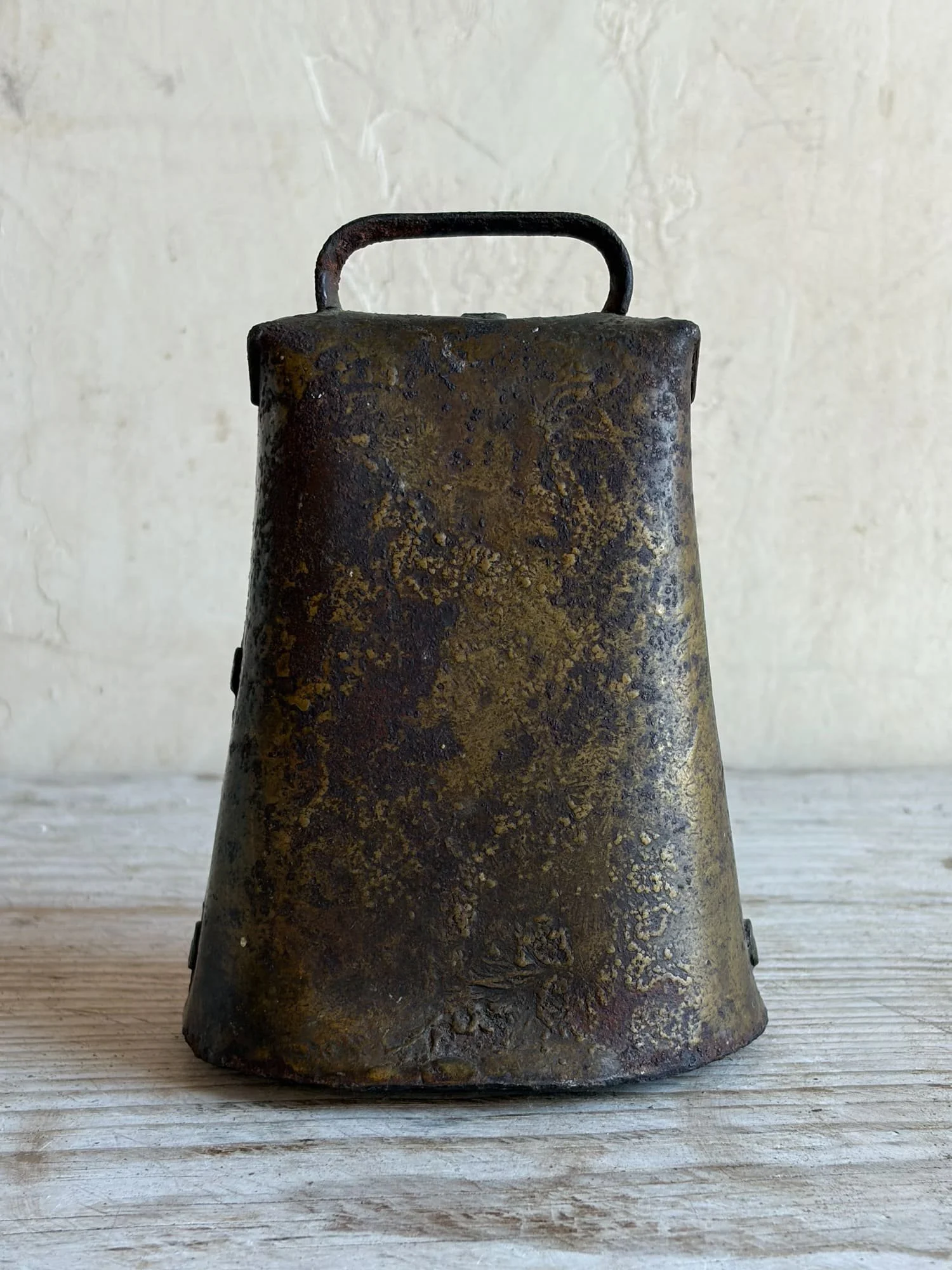 antique-promitive-brass-cow-bell (2).jpg