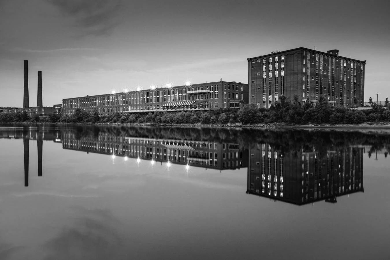 Riverwalk2.jpg