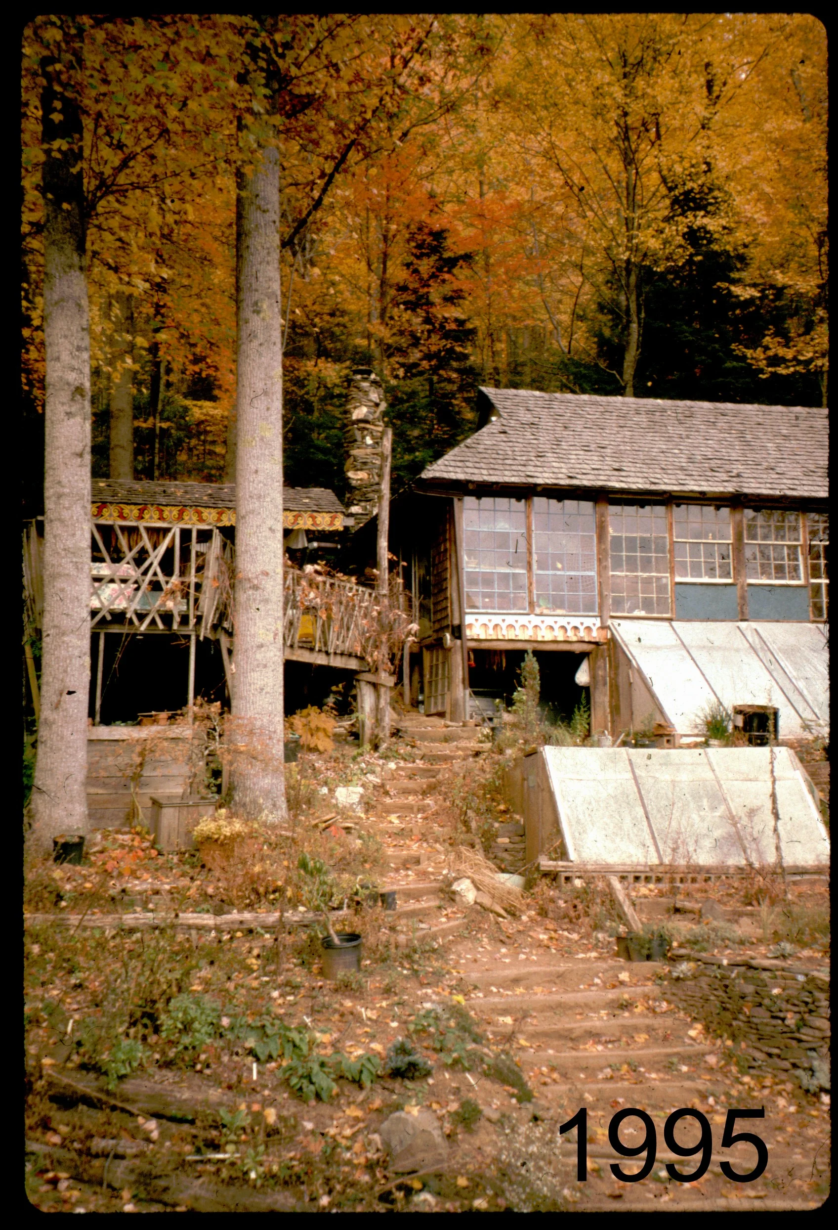 1995 drive - deck pavil.jpg