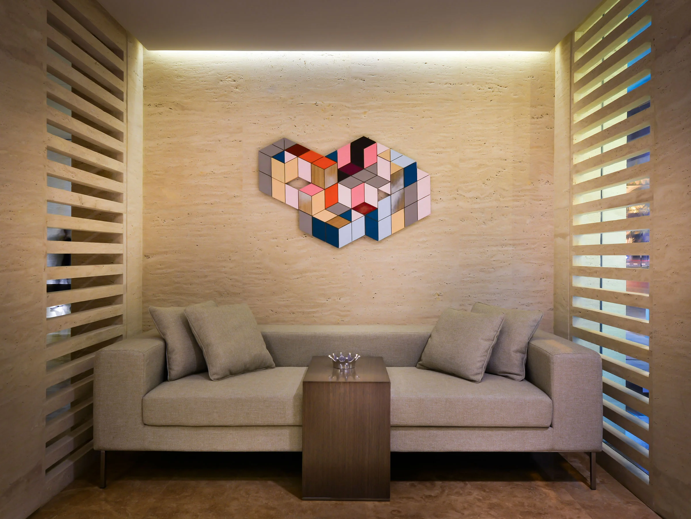 08-capsule-arts-projects-72-by-hues-3d-03.jpg