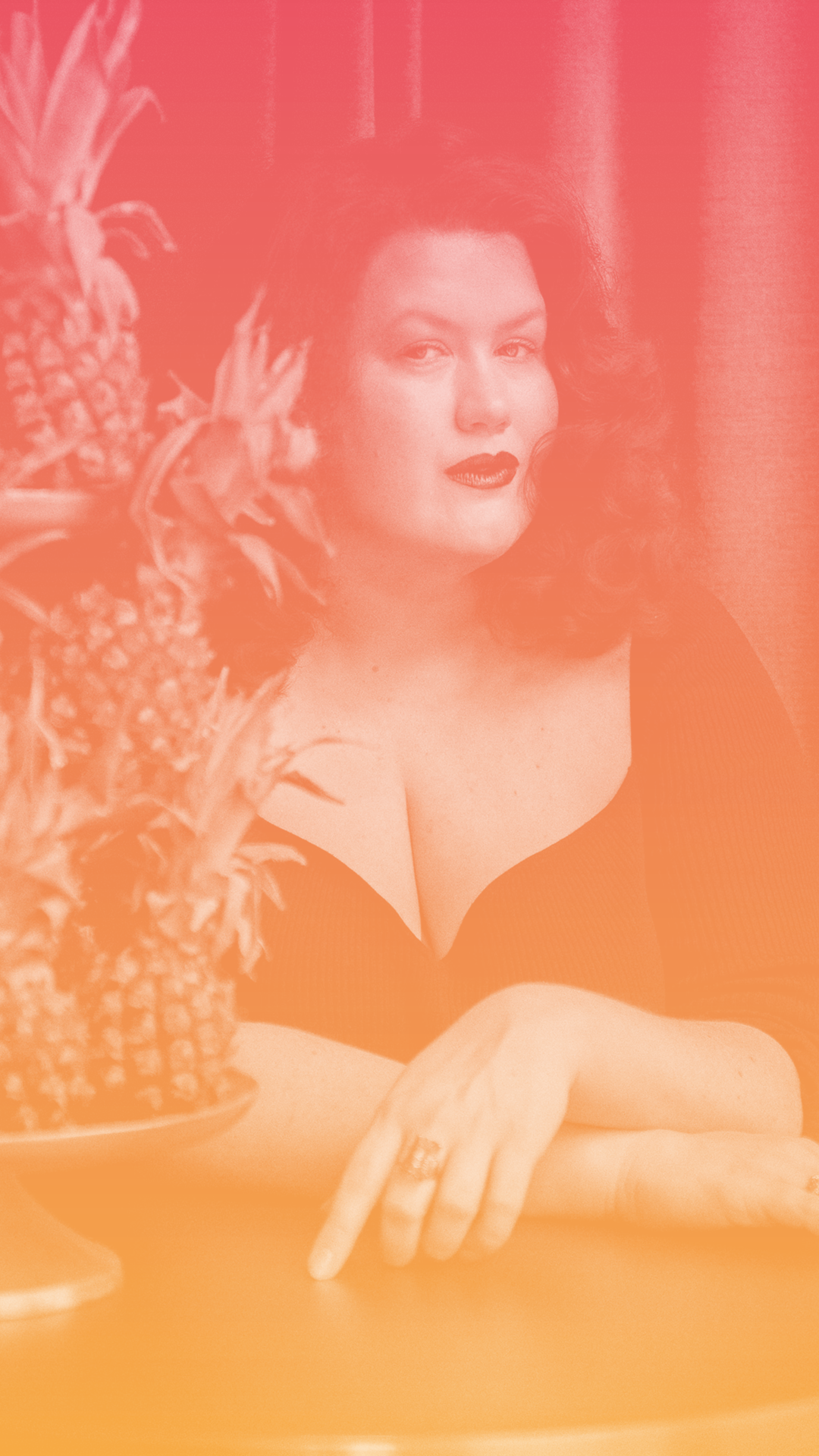 Maria Maunsbach_Ananas (c) Studio Irika.png