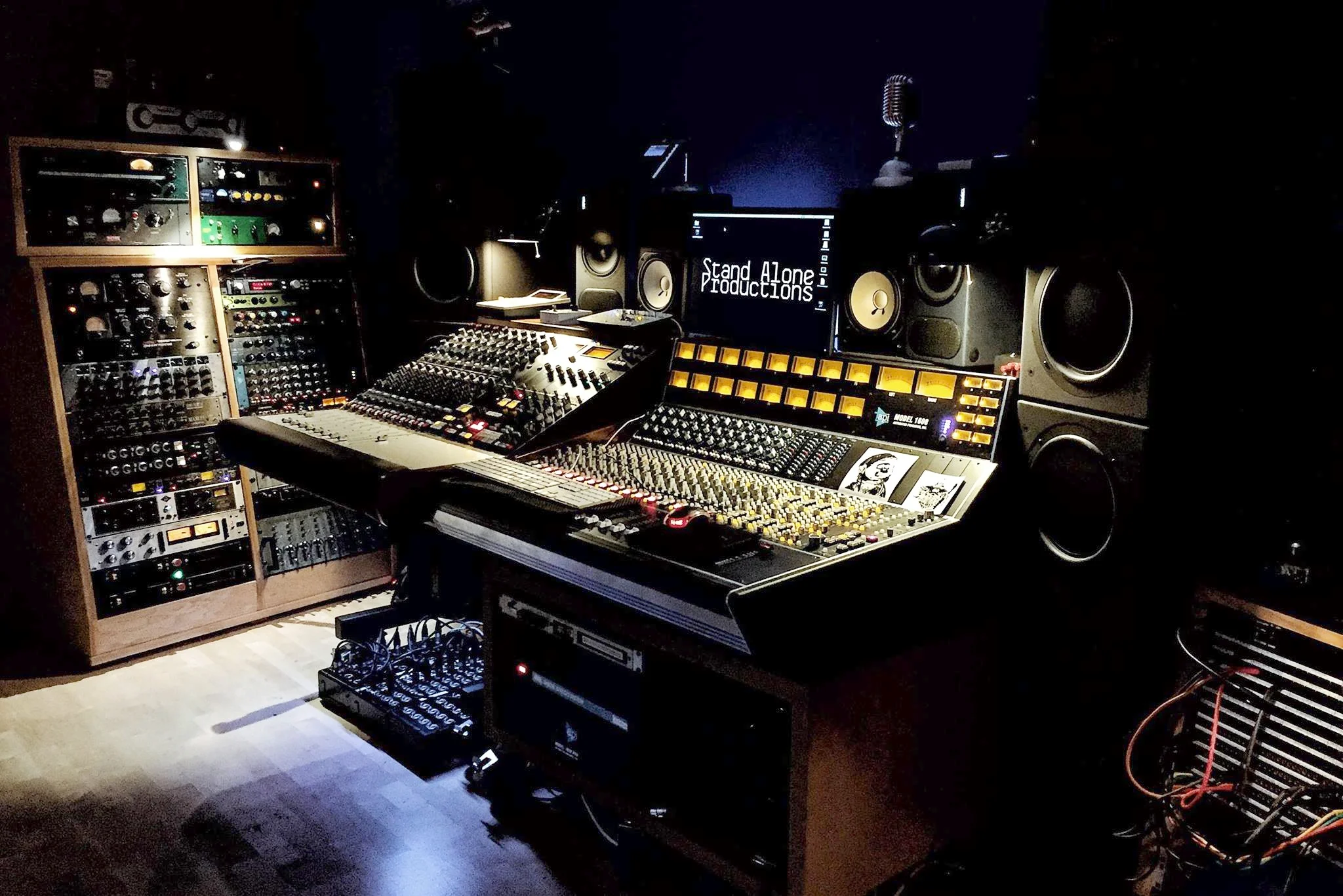 Gareth's amazing studio, Stand Alone Production.