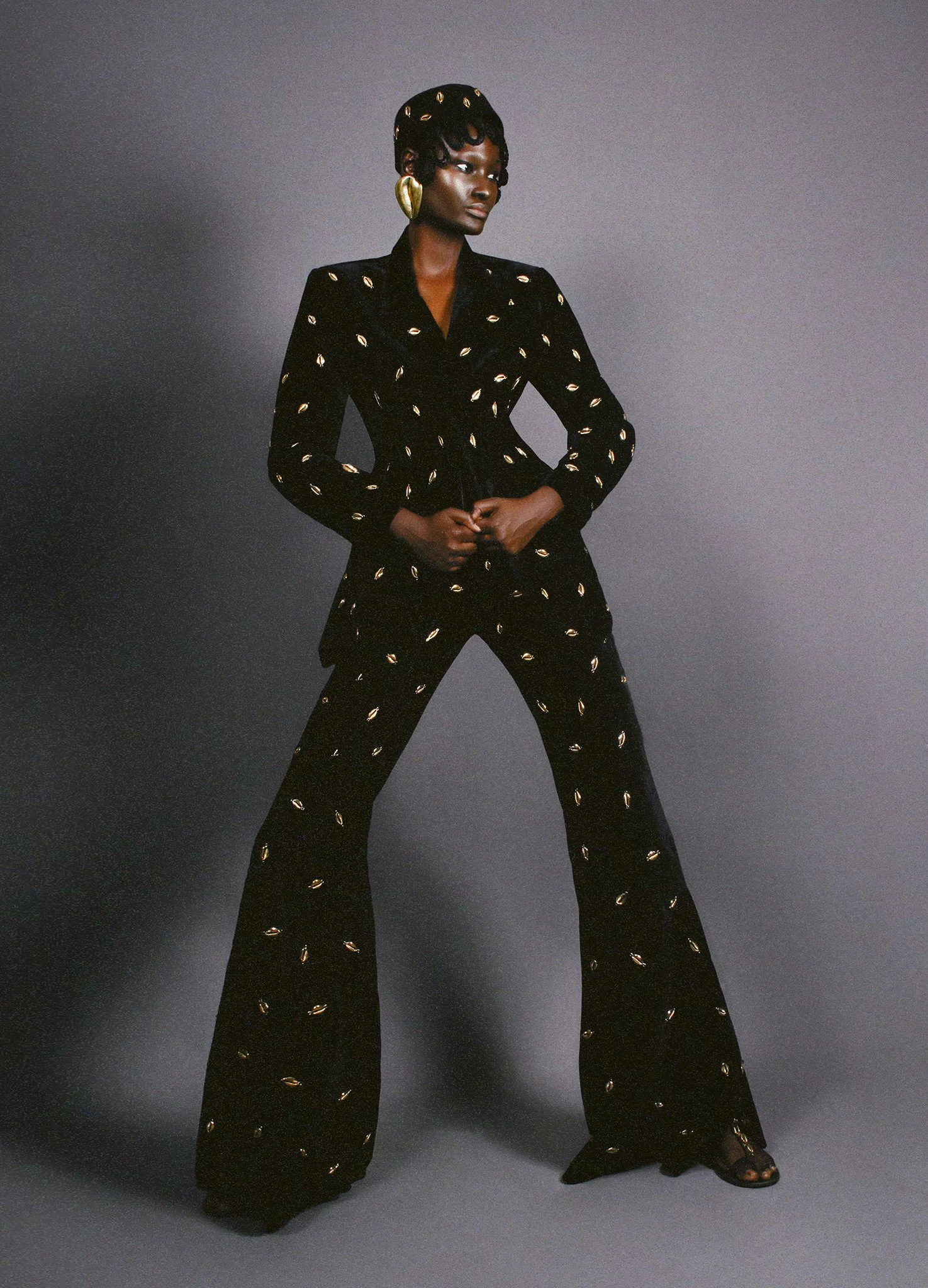 PETAW SUIT.jpg