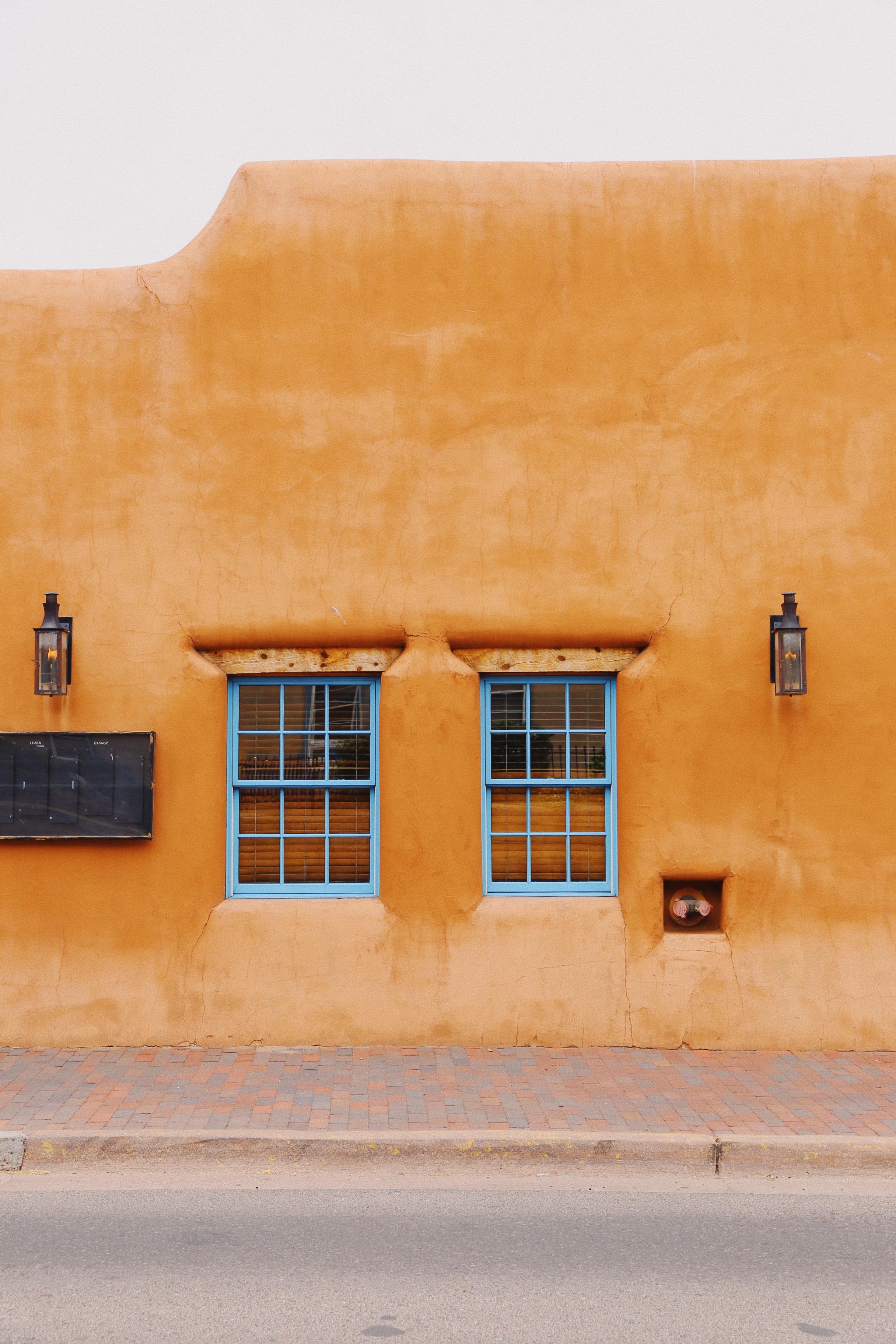 Santa Fe Institute Co-Authorship Network Simulation