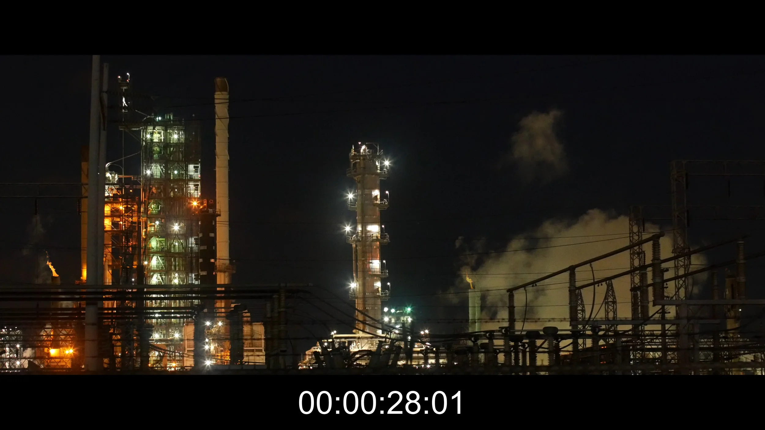 Fire plumes in the establishing shot of Juice .