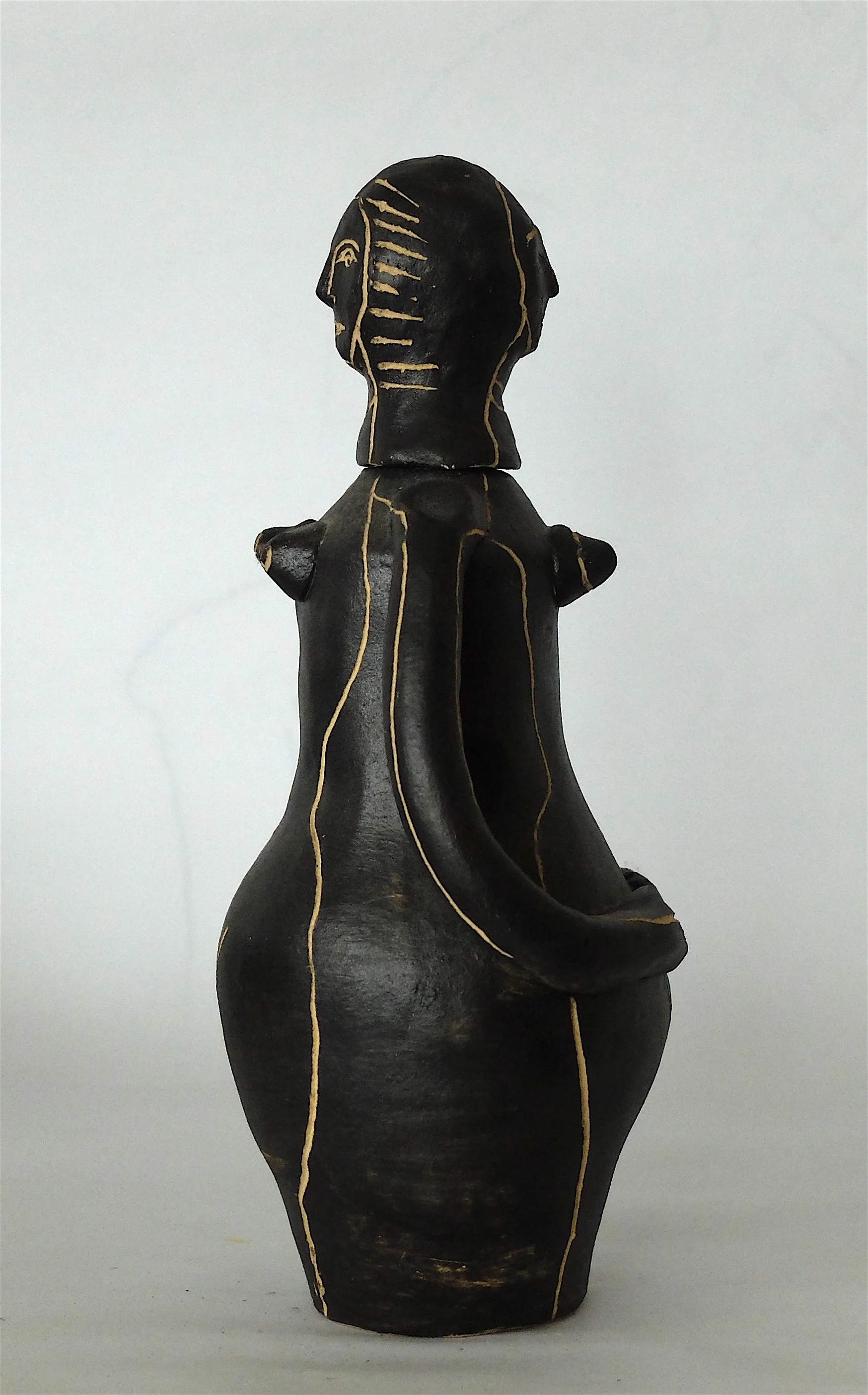 TWO FACED POT (SIDE)