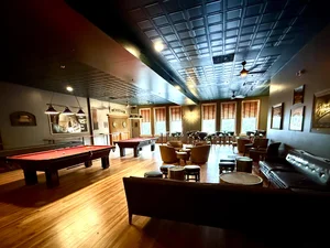Barley's Upstairs photo