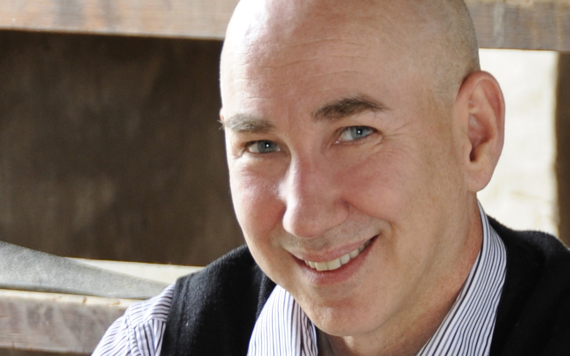 Paul Resume Photo_Landscape Crop.jpg