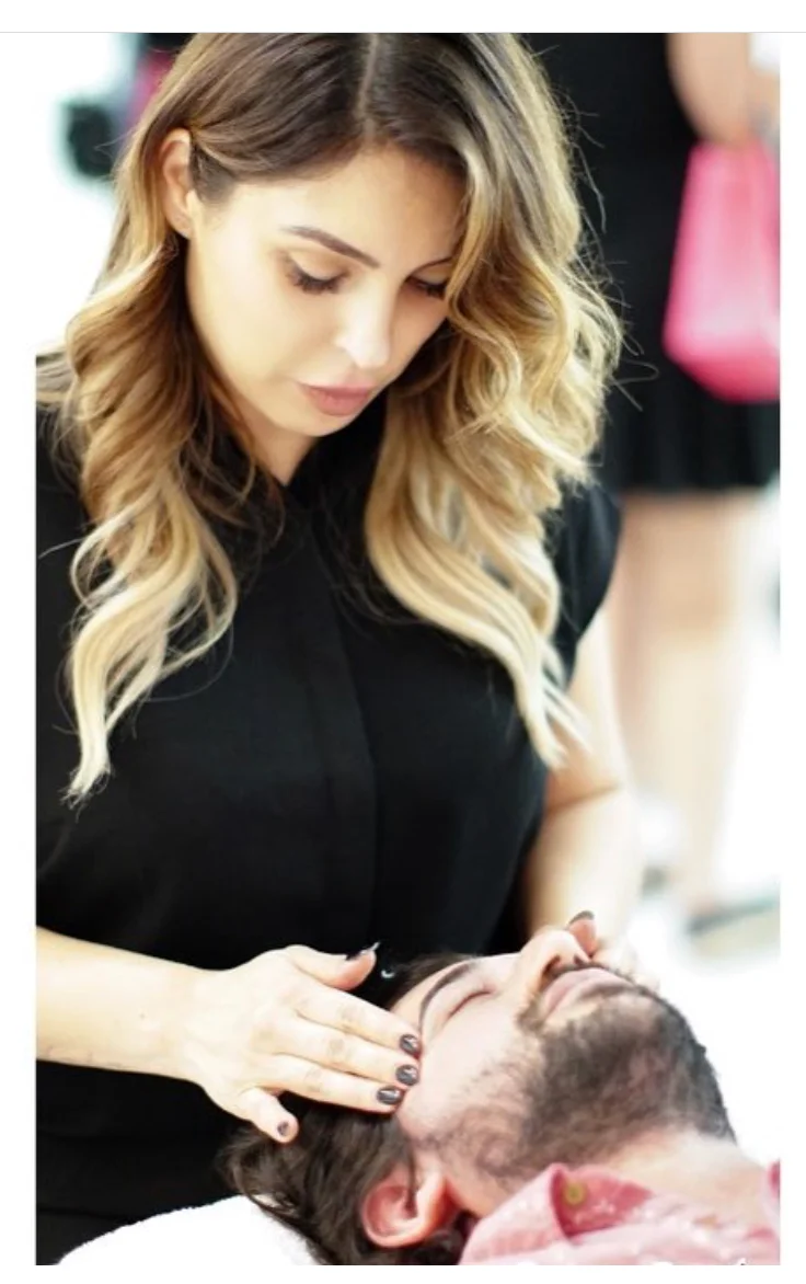 Angelina Mancinas | Eyebrow Specialist + Makeup Artist of Neihule Salon in Los Angeles