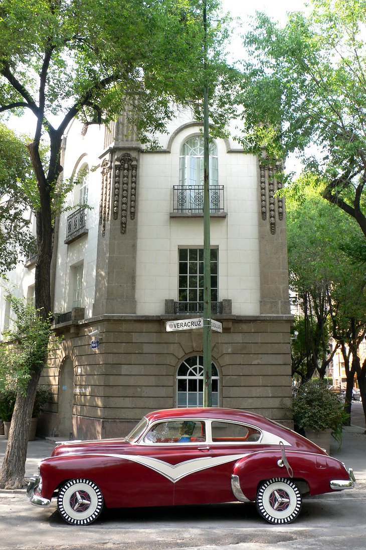 1. condesa df exterior.jpg.730x1097_q85_box-0,0,1024,1540_crop_detail.jpg