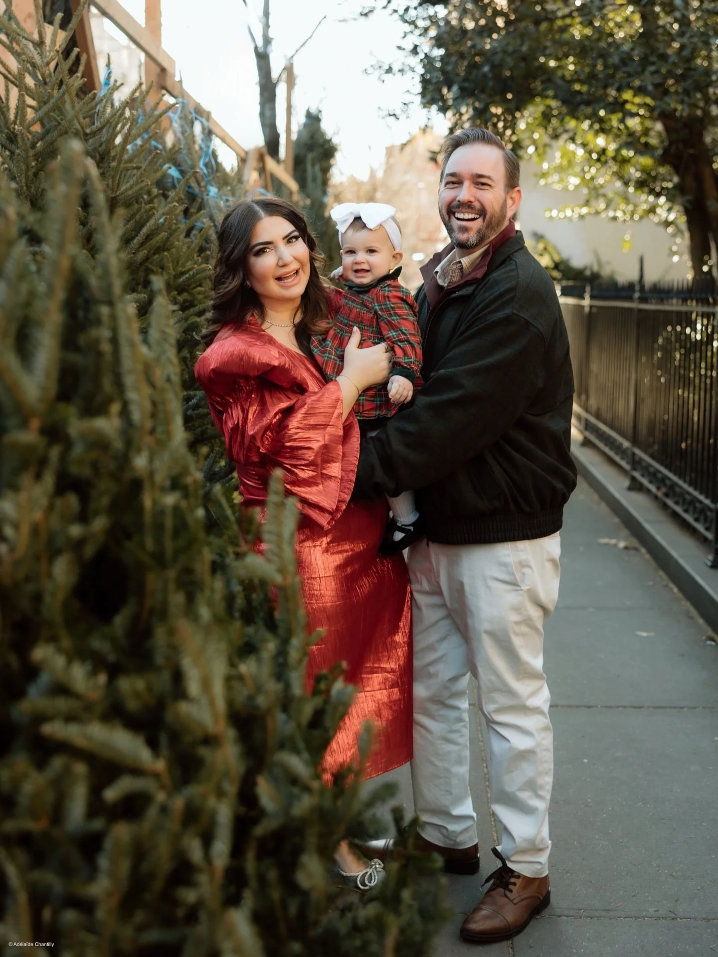 for so many years, these scenes lived only in my dreams ❤️ so very grateful for this little family of mine 🌲

📷: @adelaidechantilly (i love the way you capture so many of our milestones 🥹)