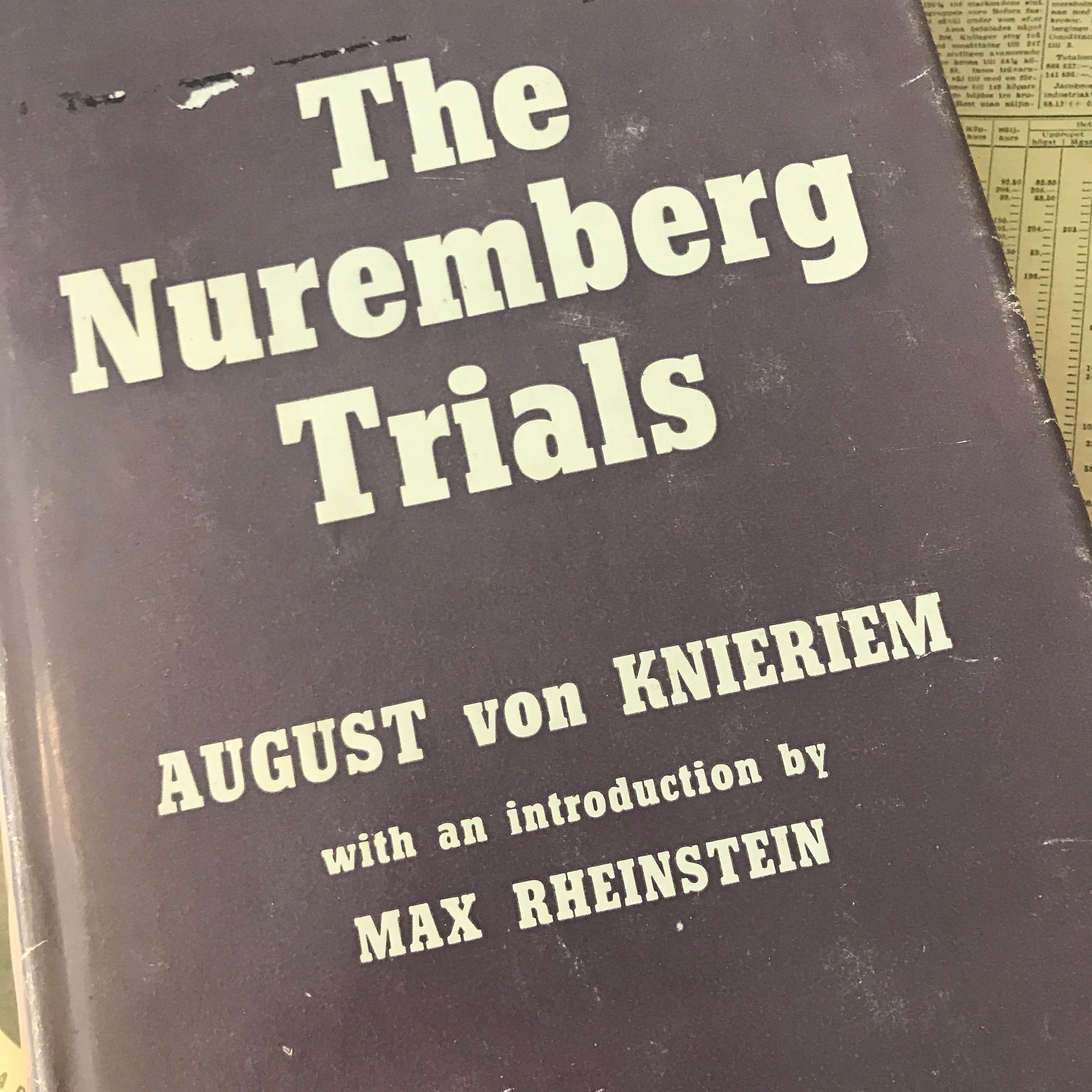 “The Nuremberg Trials” av August von Knierim