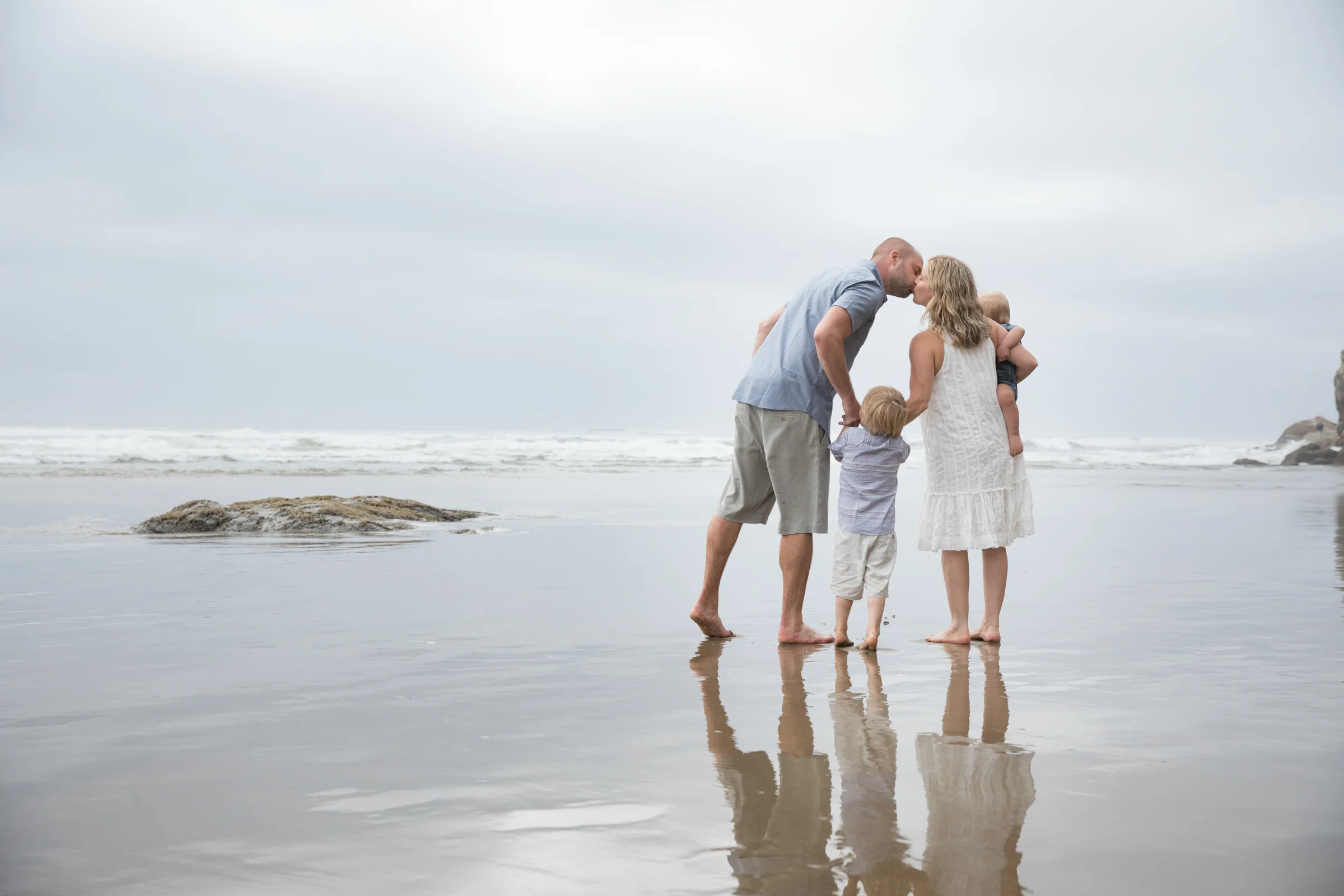 Beach_Kisses.jpg
