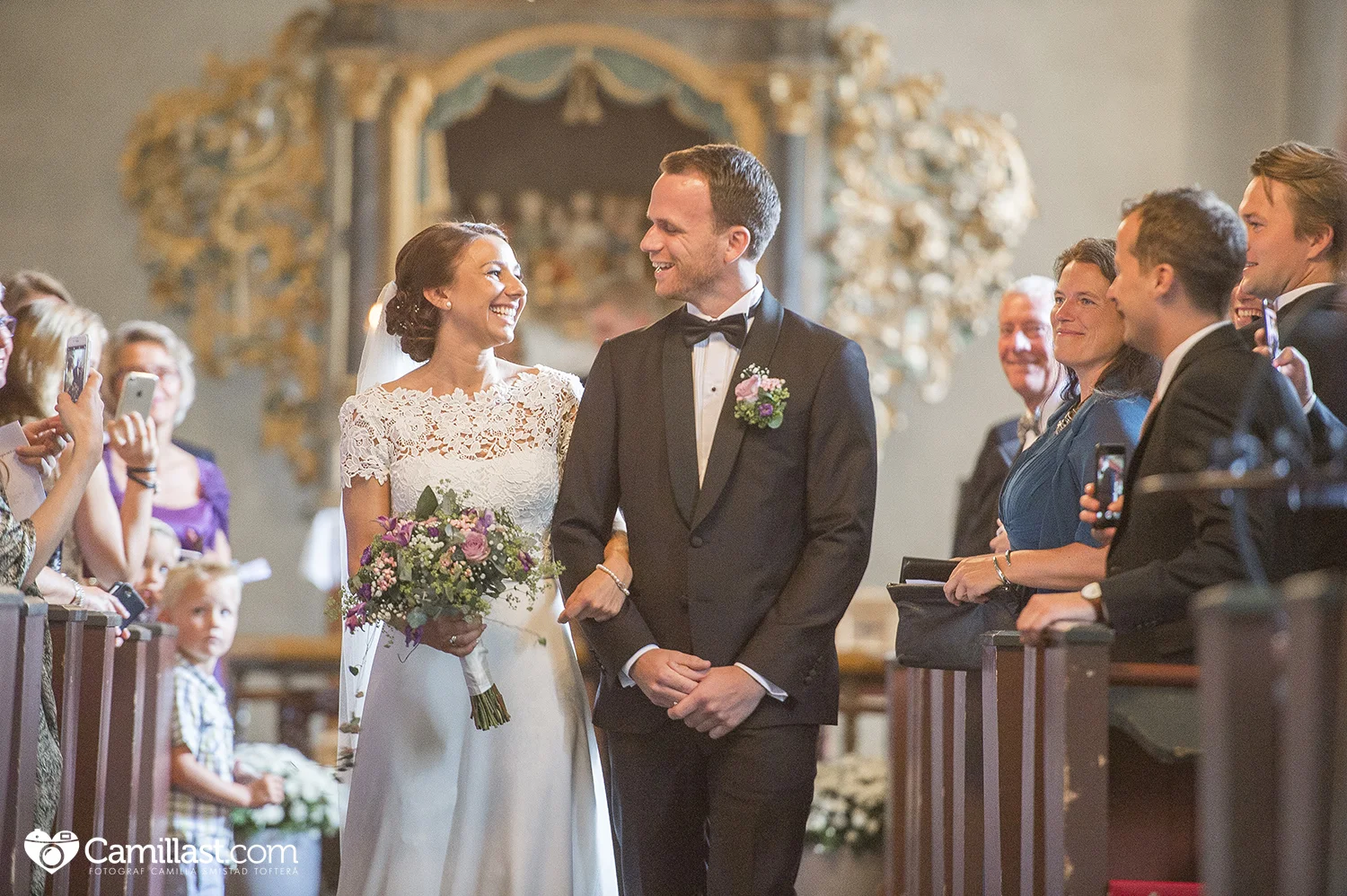 Fotograf_CamillaST_Bryllup 2017_Hilde_HansMartin_122 copy.jpg