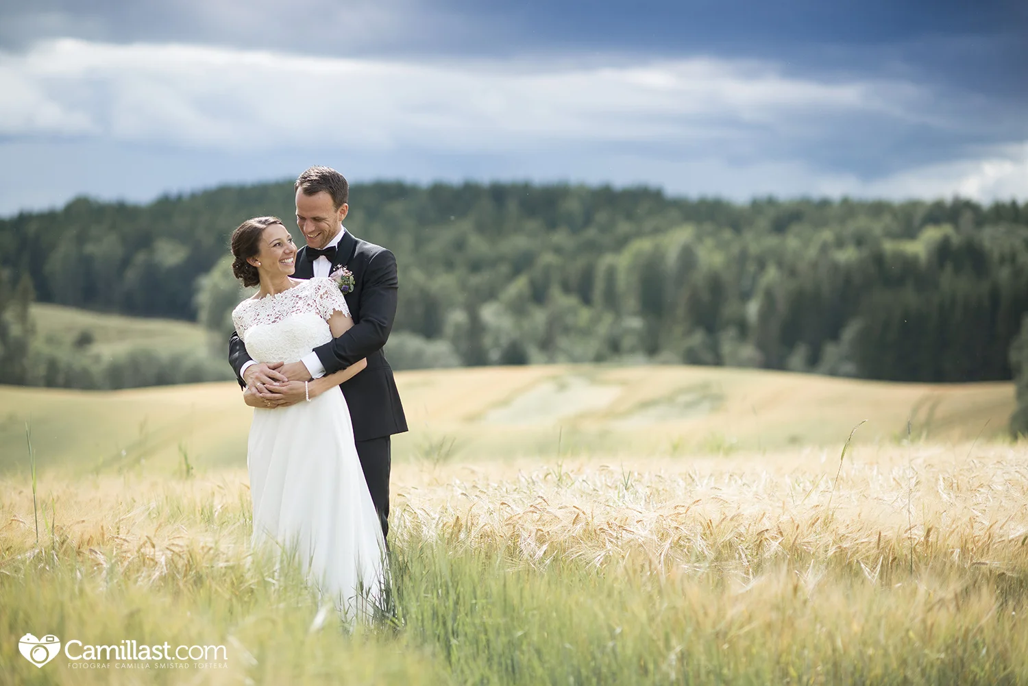 Fotograf_CamillaST_Bryllup 2017_Hilde_HansMartin_263 copy.jpg