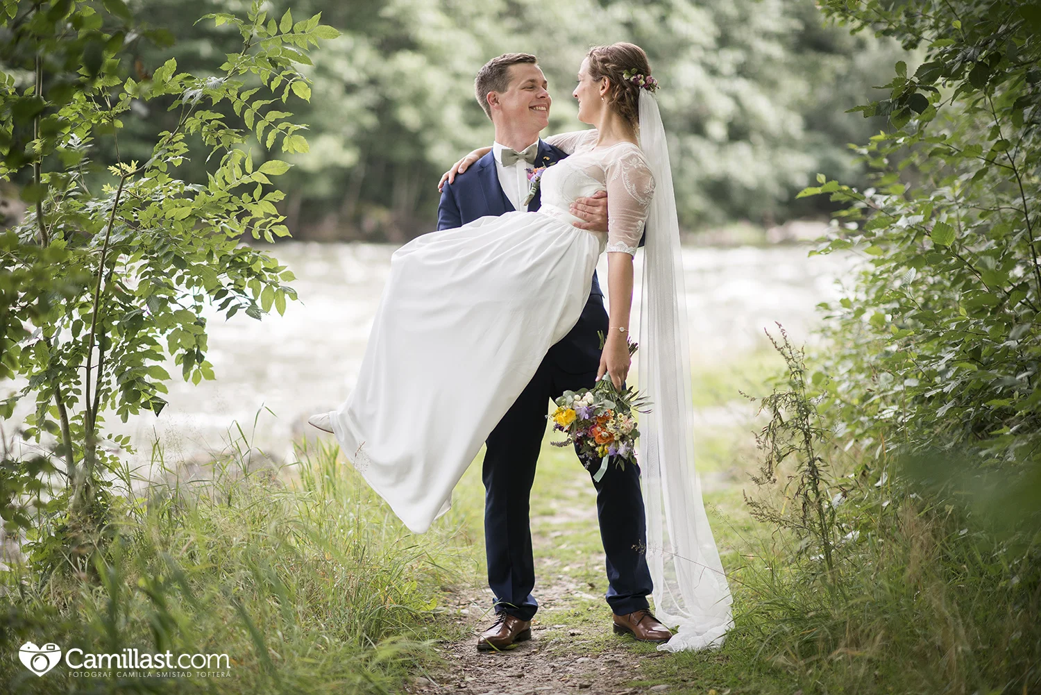Fotograf_CamillaST_Bryllup 2017_Andrea_Magnus_239 copy.jpg