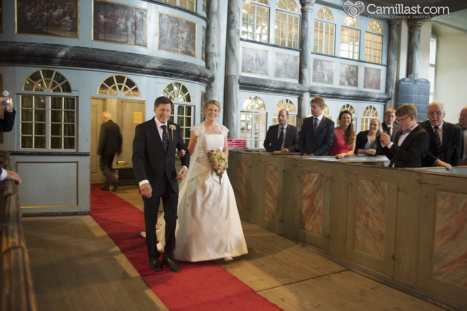 Fotograf_Camillast_20150801_ElinHenning bryllup027 copy.jpg