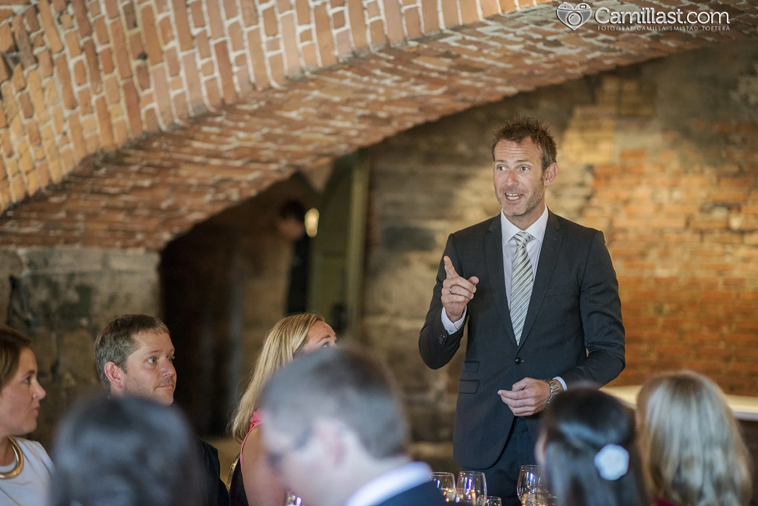 Fotograf_Camillast_20150801_ElinHenning bryllup250 copy.jpg