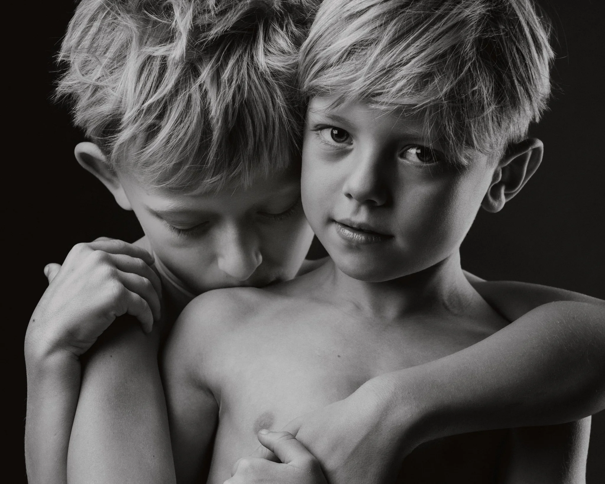 brødre søskenbilde søskenkjærlighet. Norges fotografforbund landskonkurransen, hederlig omtale