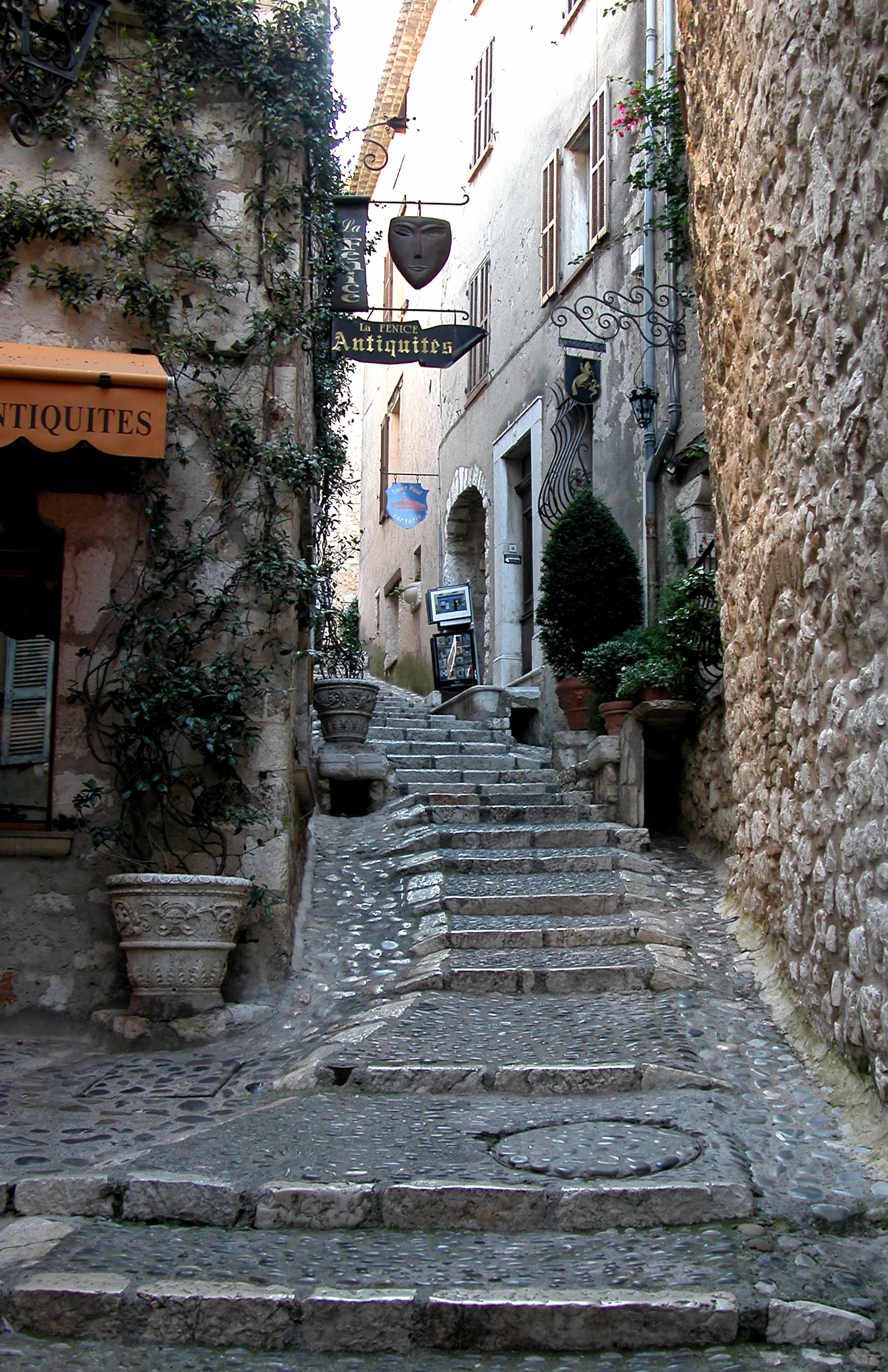 St. Paul Village 2-2005.JPG