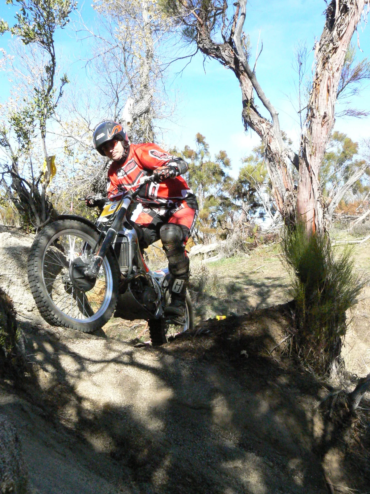 Ian rode the whole day with NO back brake. Epic.